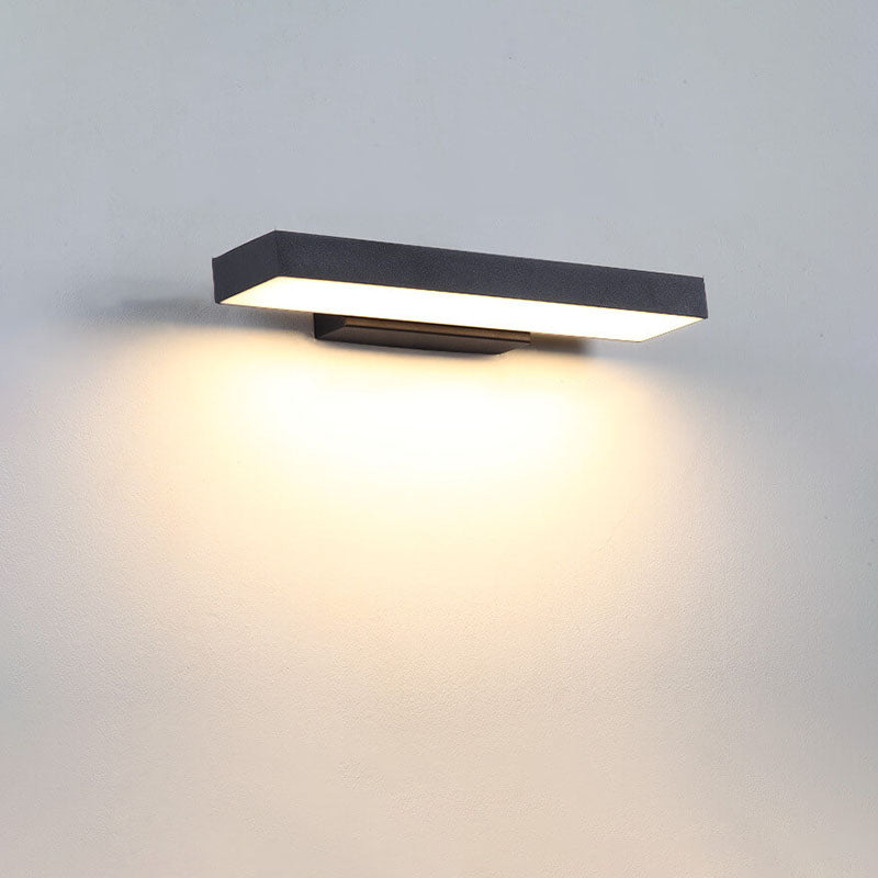 Jorinia Outdoor Wall Light