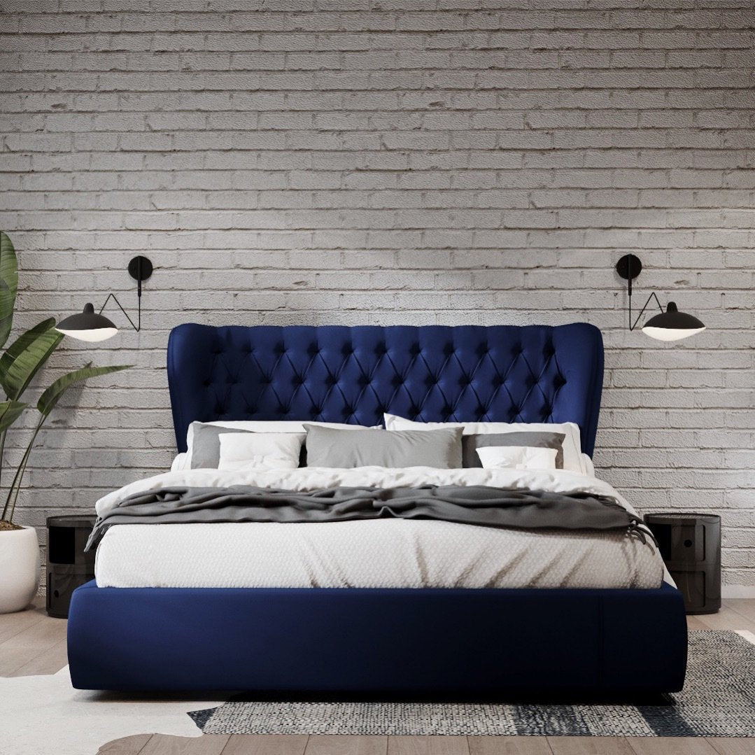 Noani Adjustable Wall Light