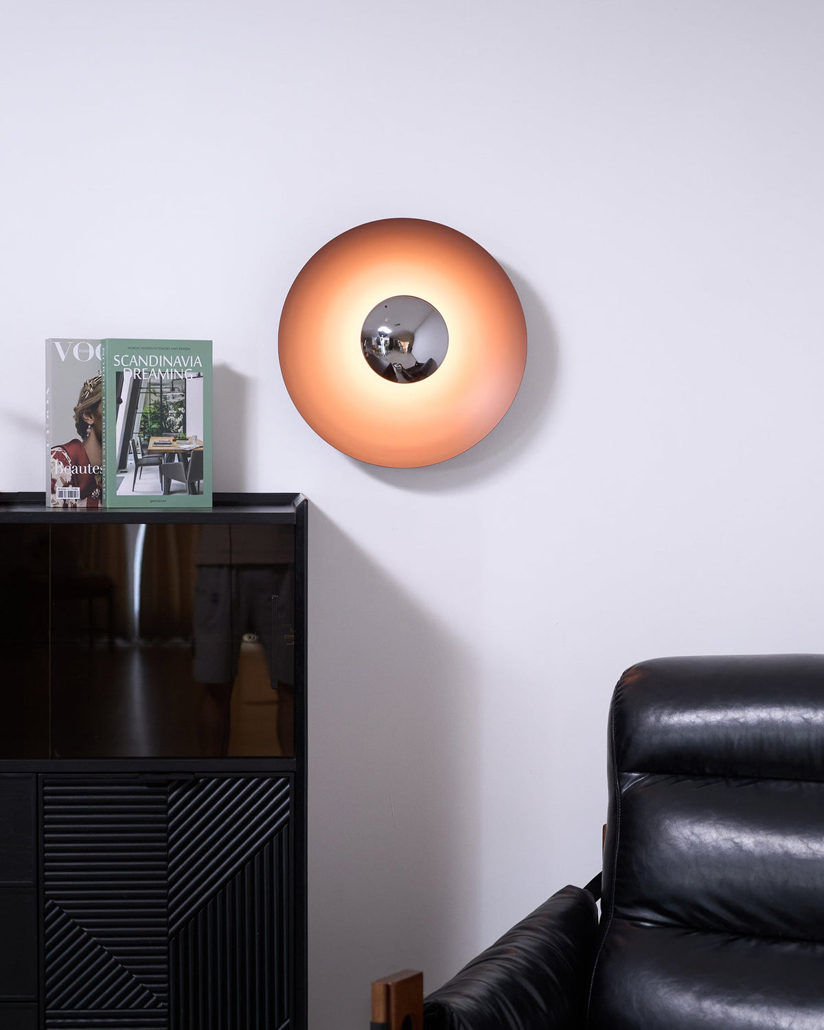 Simplicity Glow Wall Light – detail 5