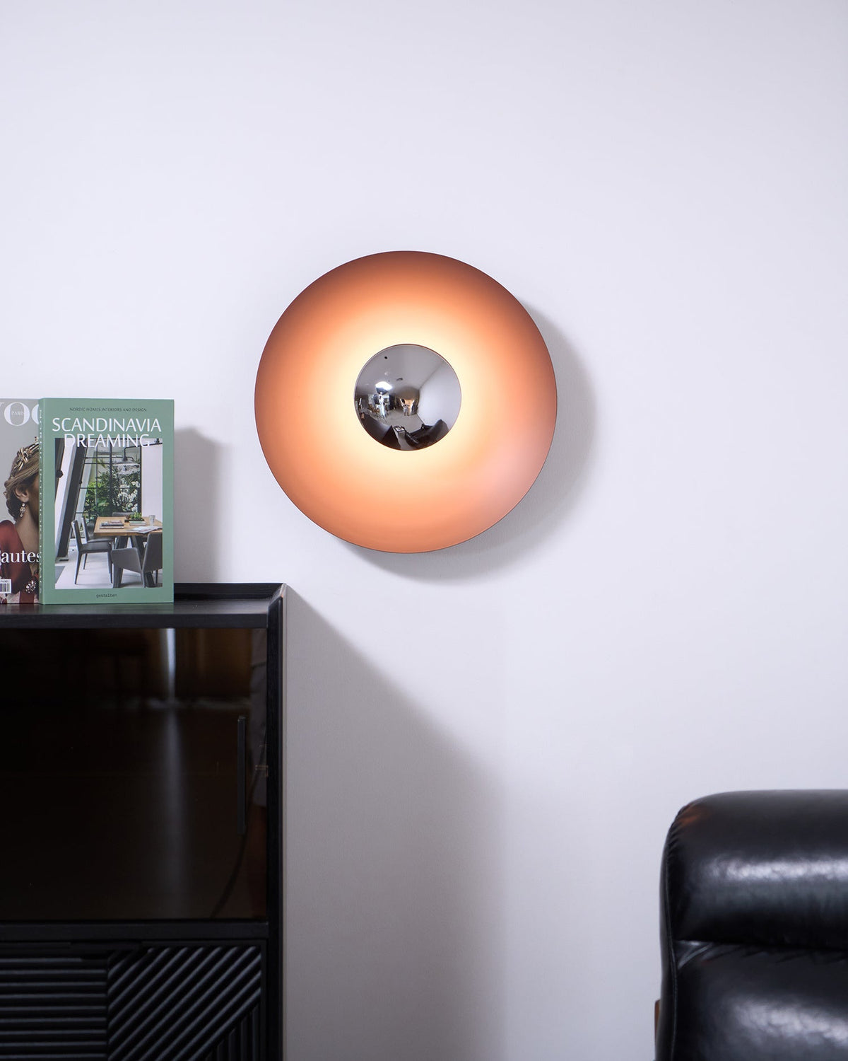 Simplicity Glow Plug - in Wall Light - Vakkerlight