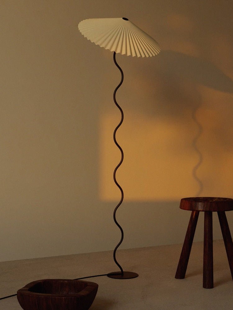 Doveorio Wavy Floor Lamp