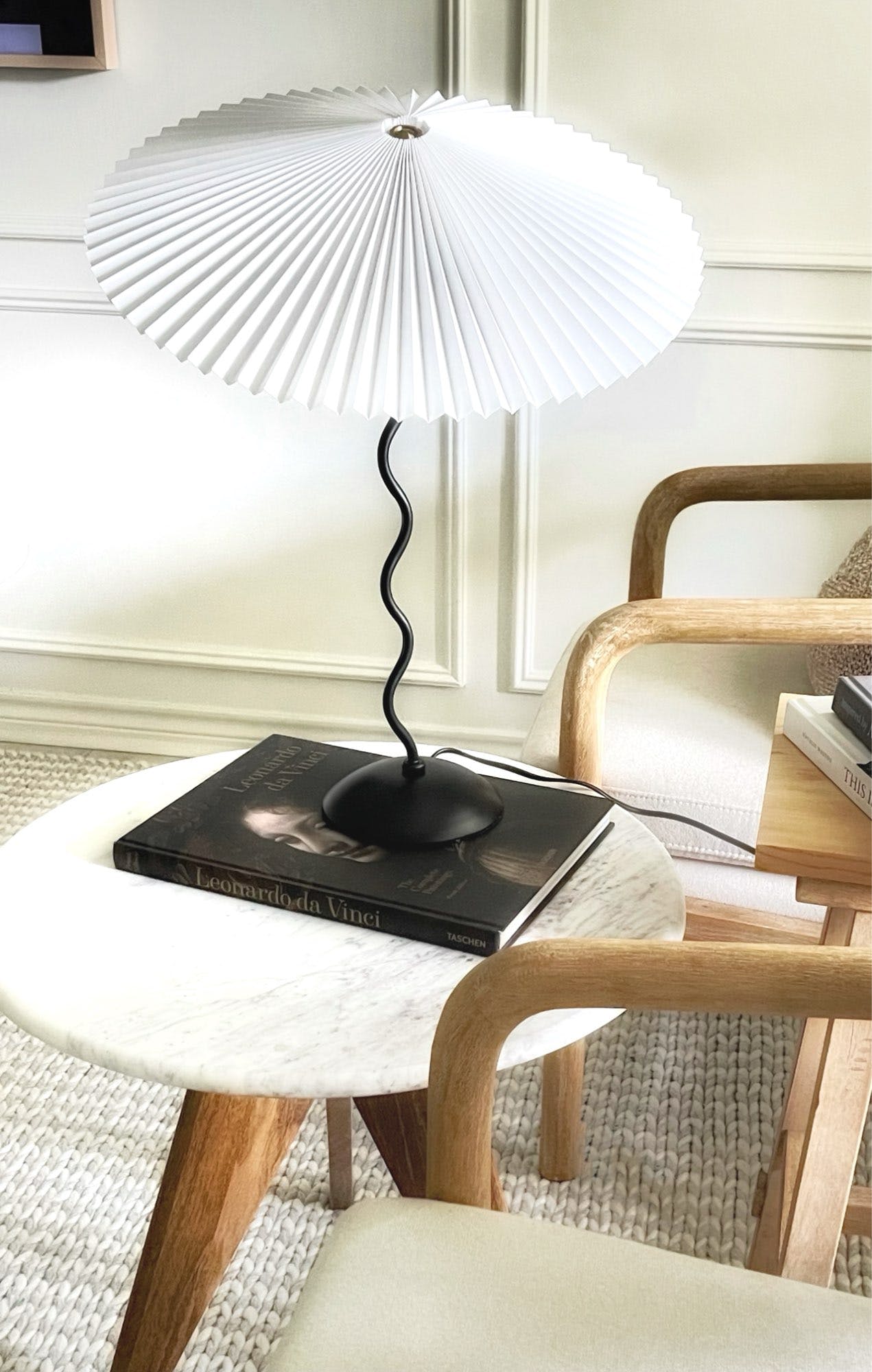 Rion Wavy Table Lamp