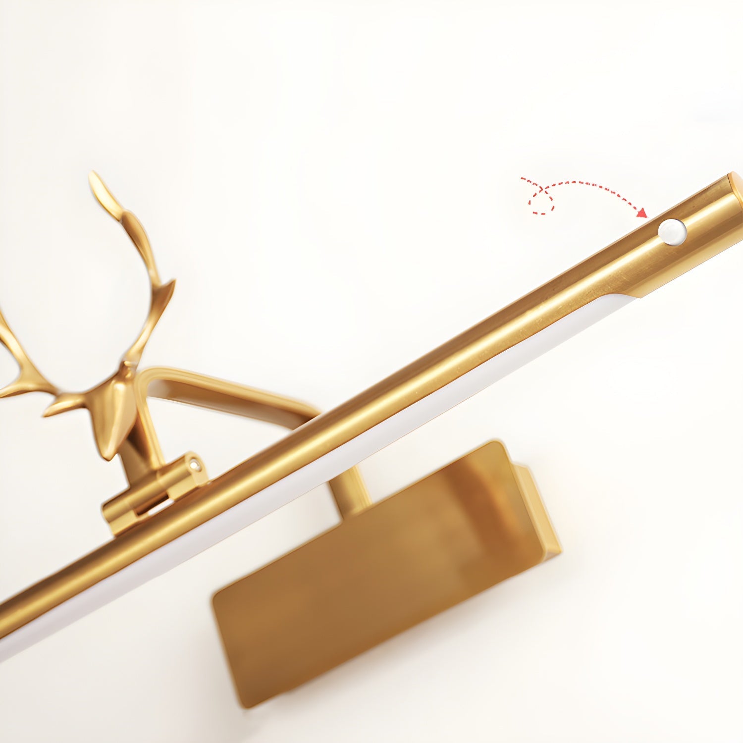 Rioay Stag Horn Wall Light