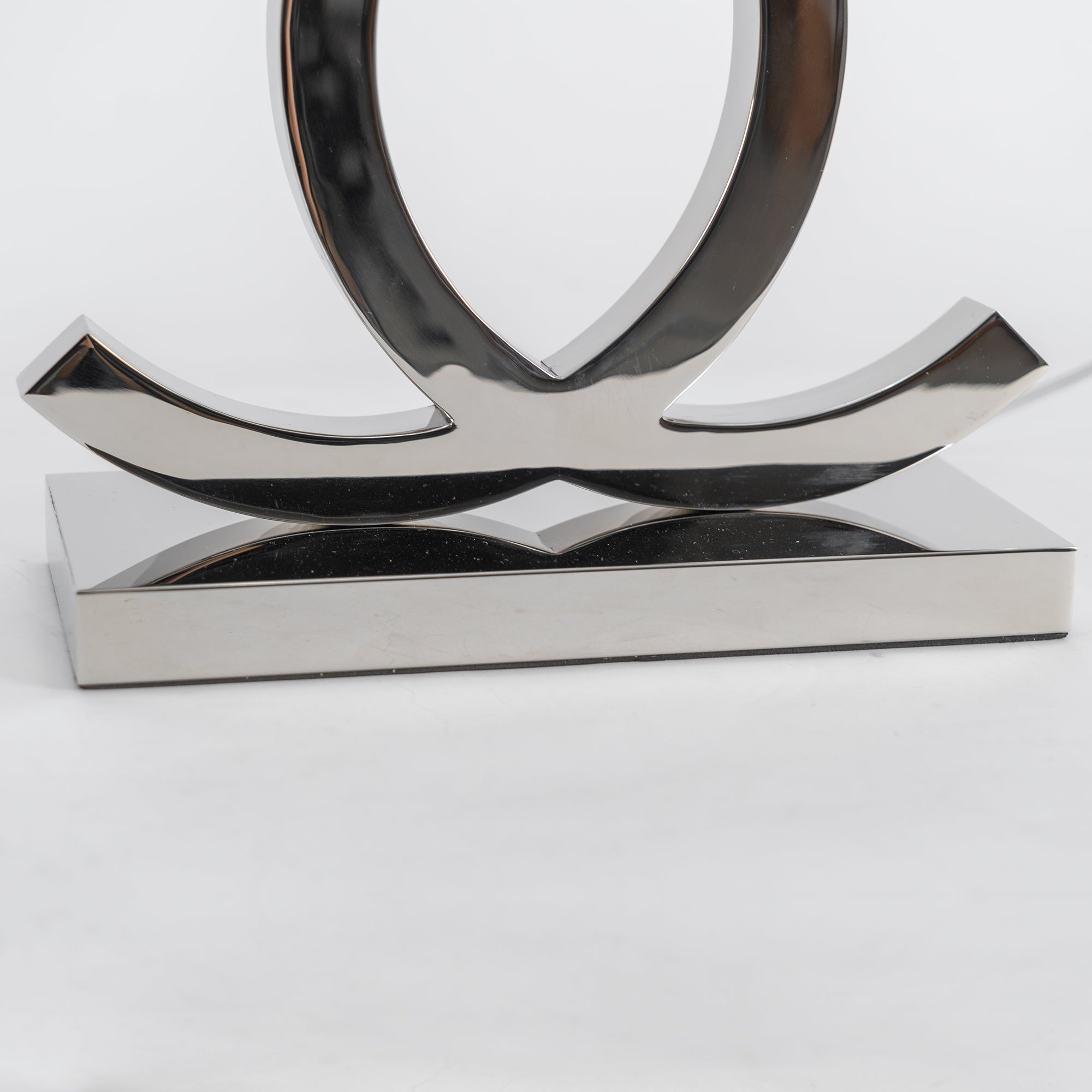 Alve Table Lamp