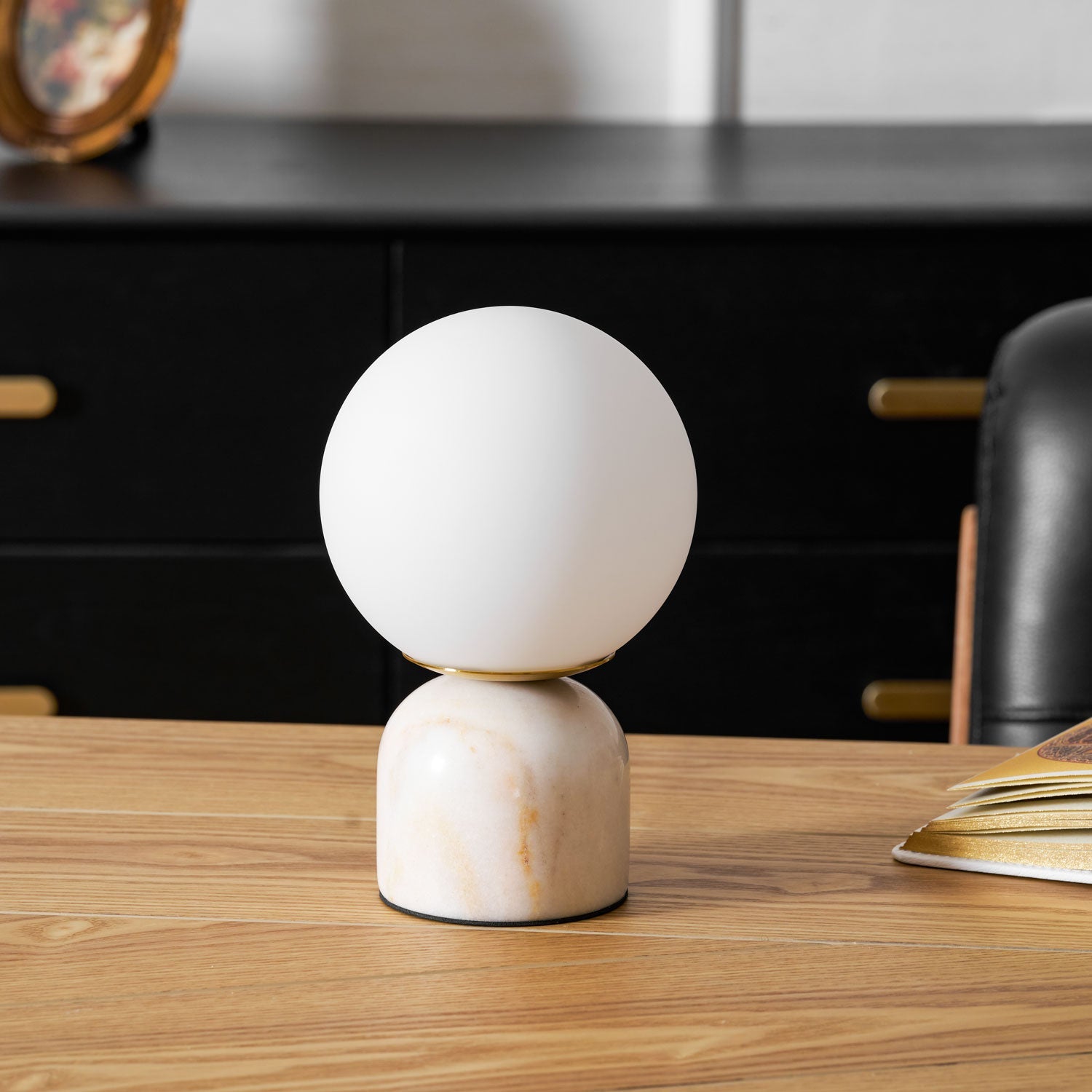 Okavo Globe Table Lamp