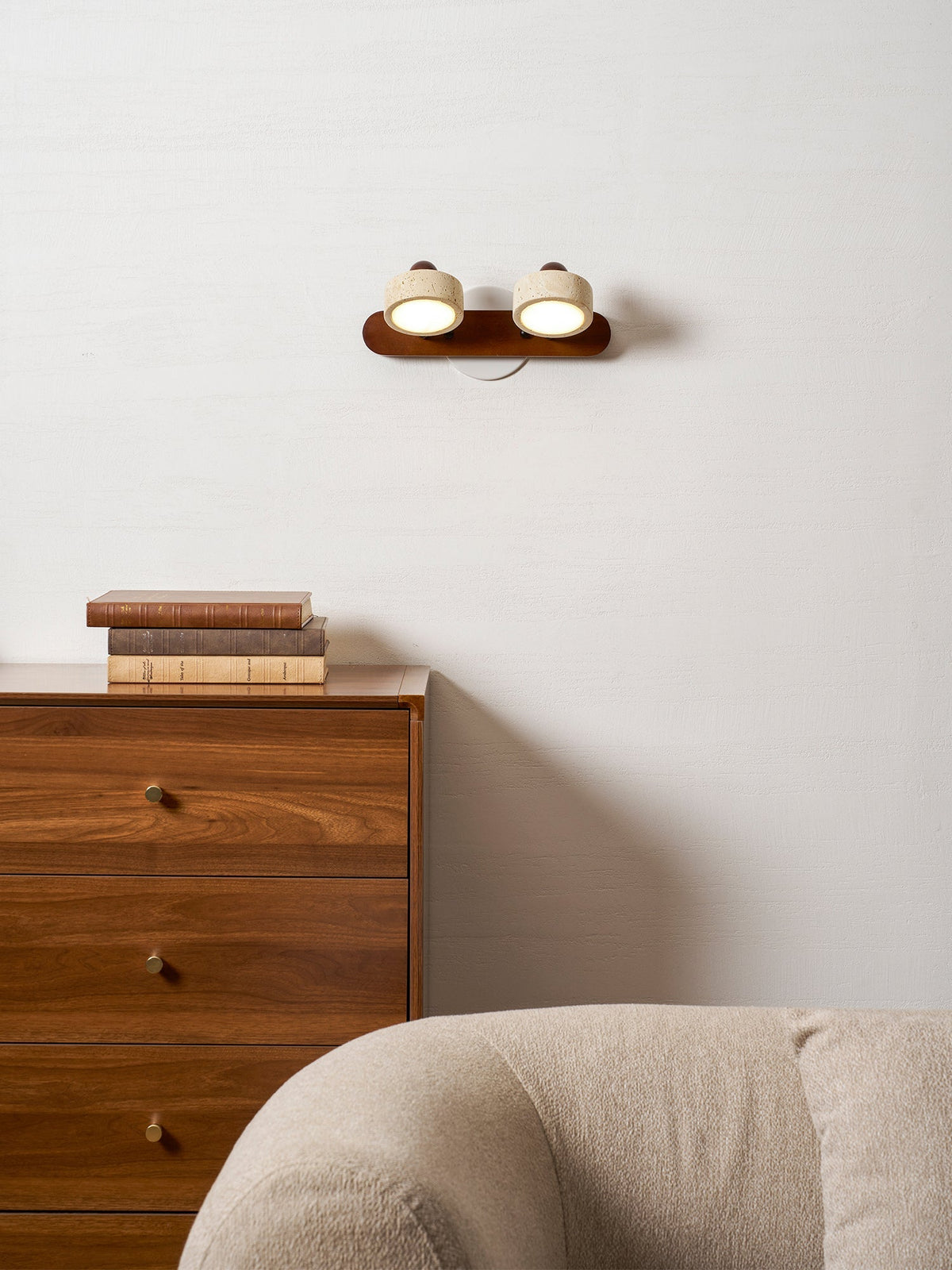 Yaralanon Outdoor Wall Light