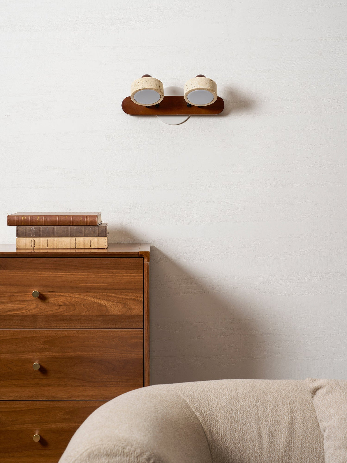 Yaralanon Outdoor Wall Light