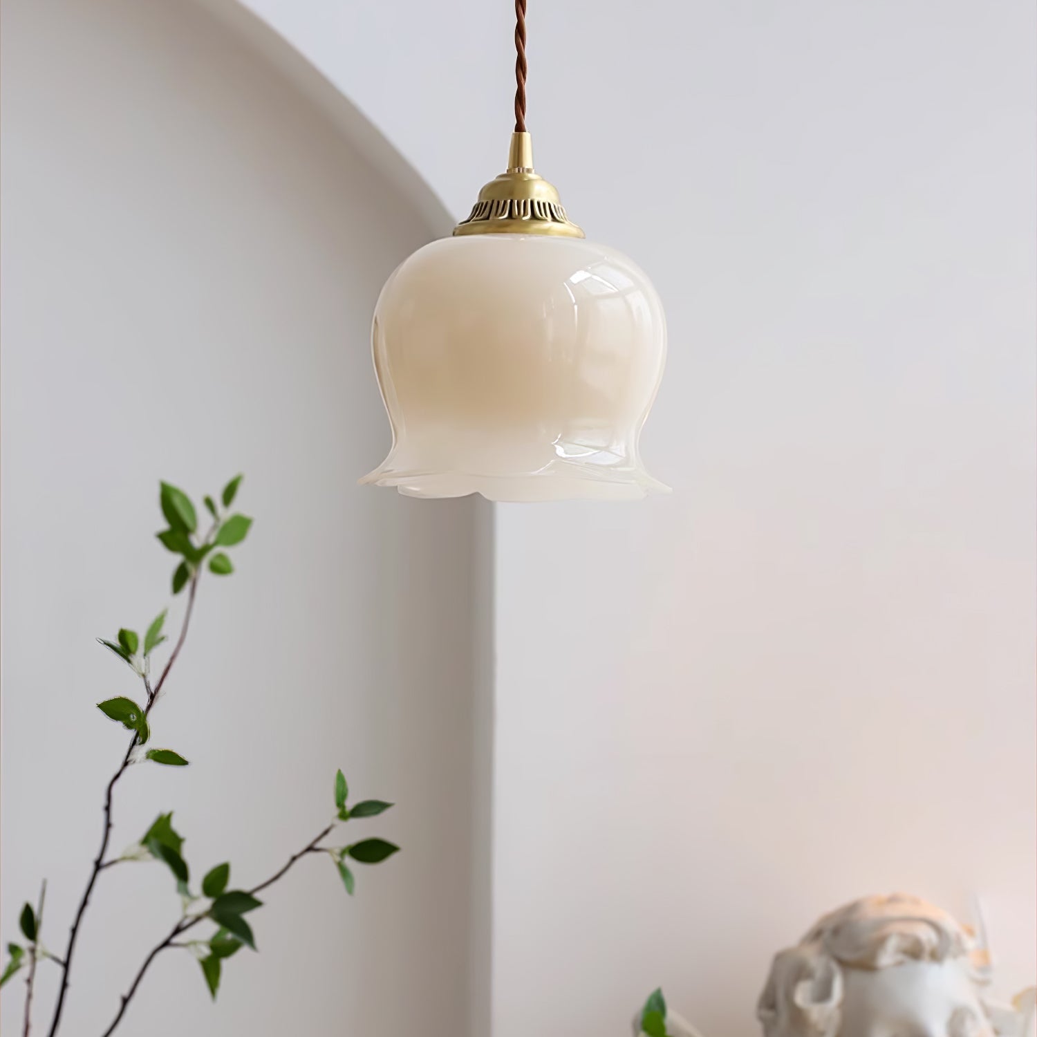Emaley Flower Pendant Light