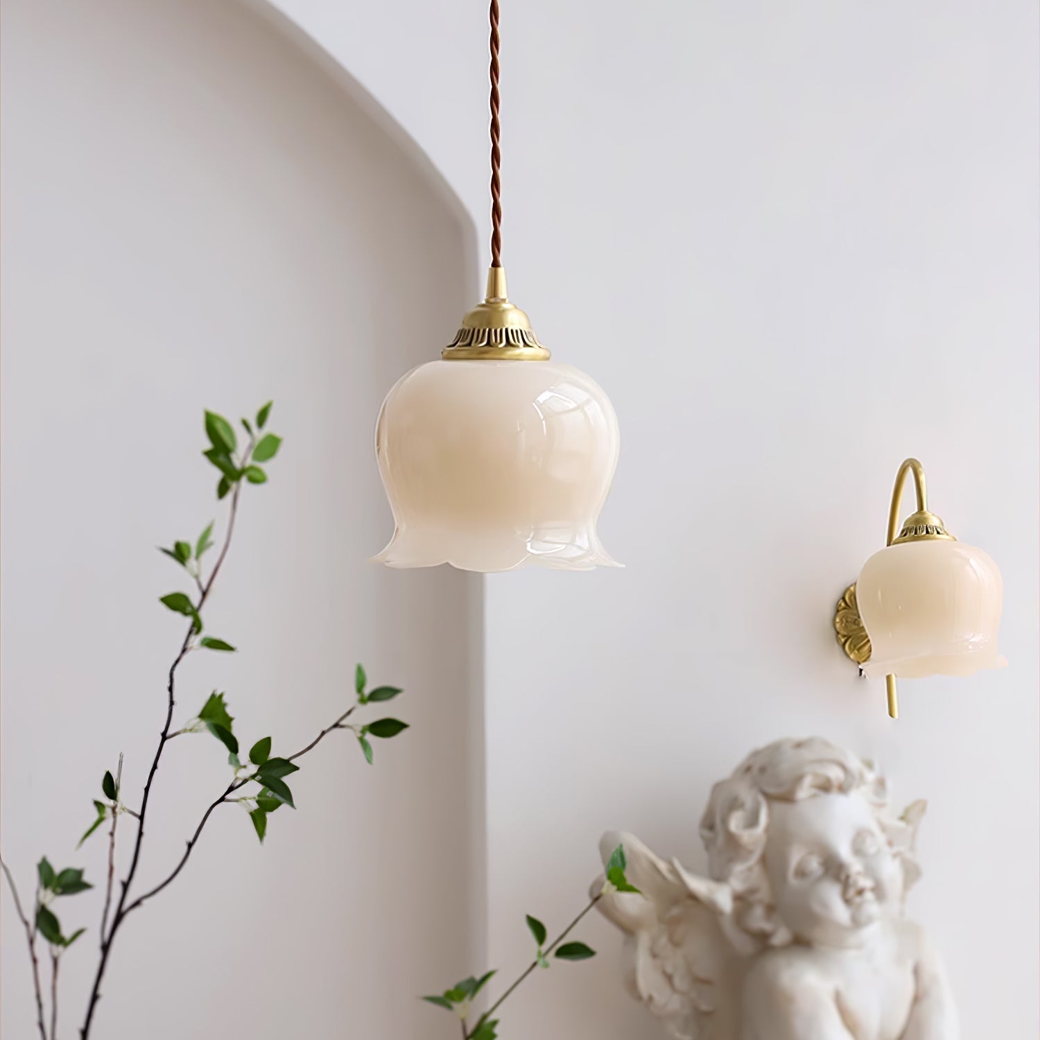 Emaley Flower Pendant Light