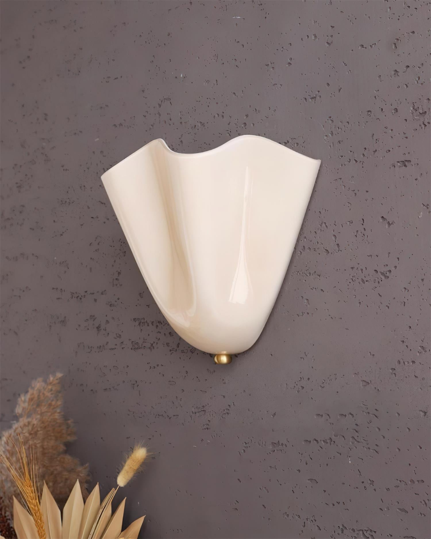 Emuna Shell shape Wall Light