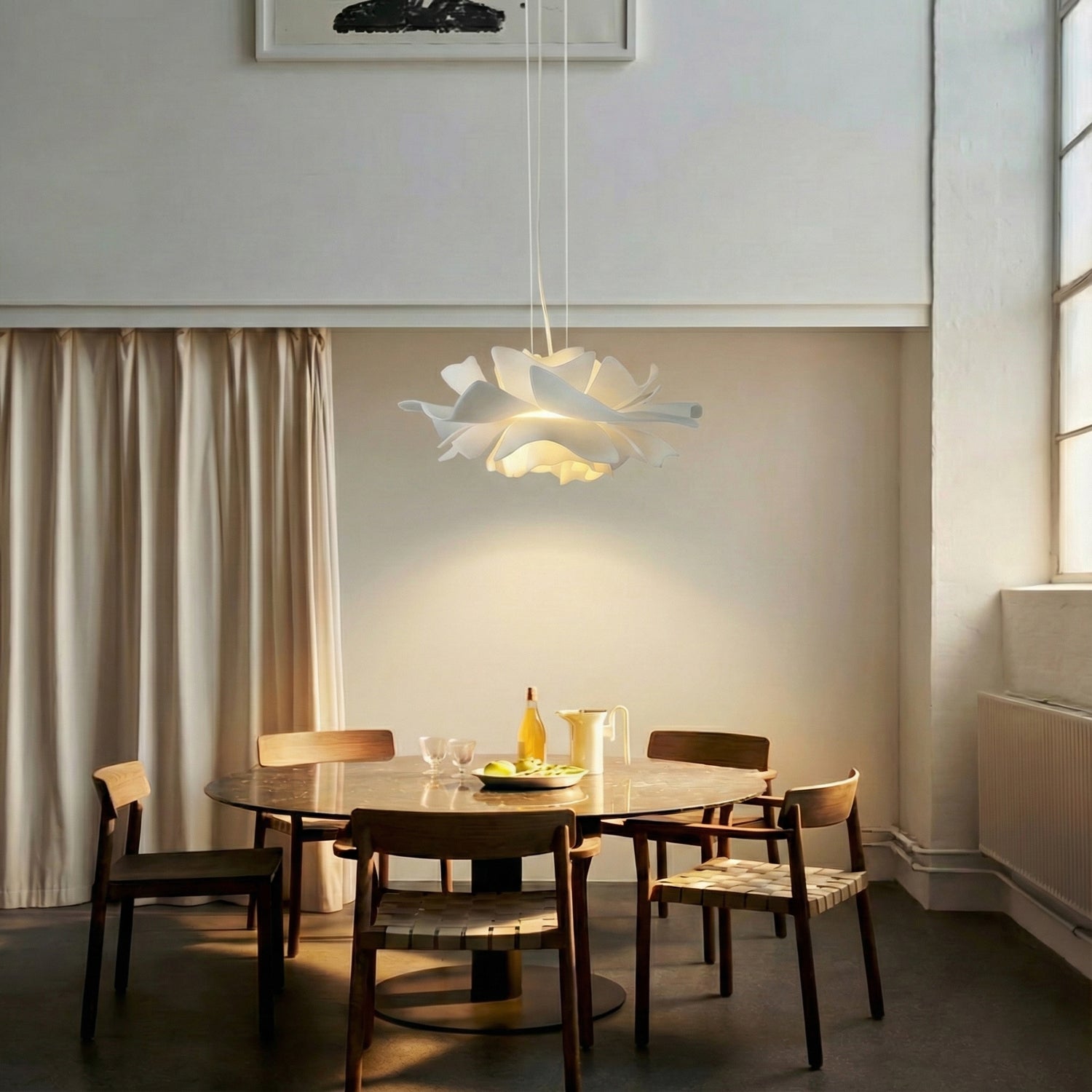 Oakin Lotus Pendant Light