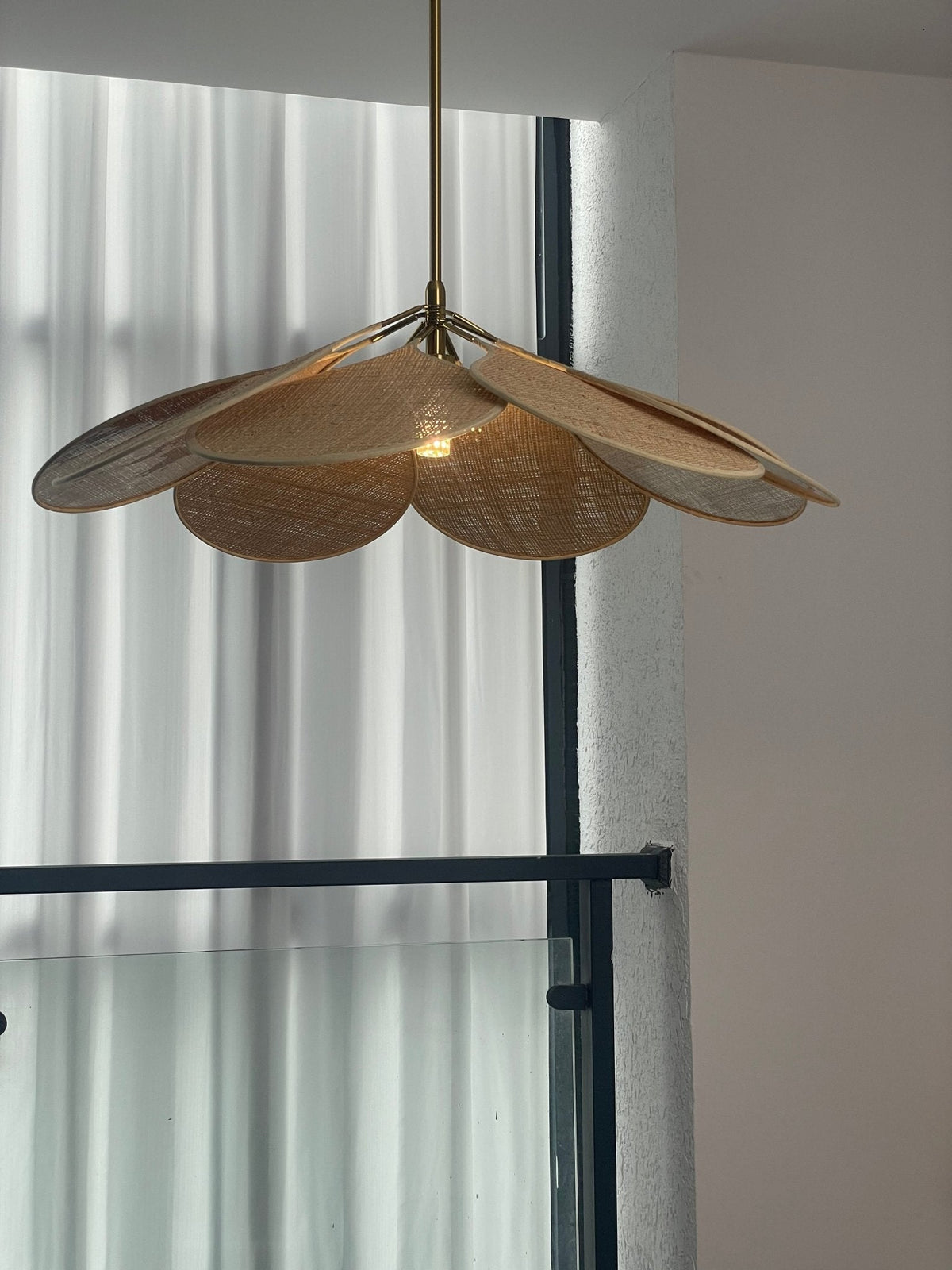 Precieuse Petals Pendant Lamp - Vakkerlight