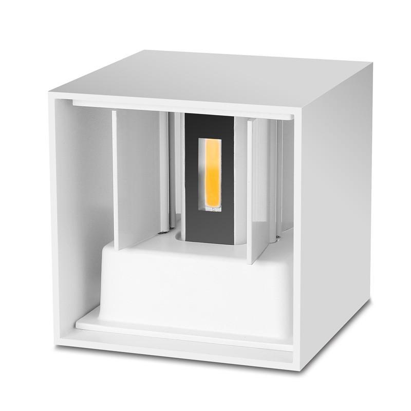 Kirono Outdoor Wall Light
