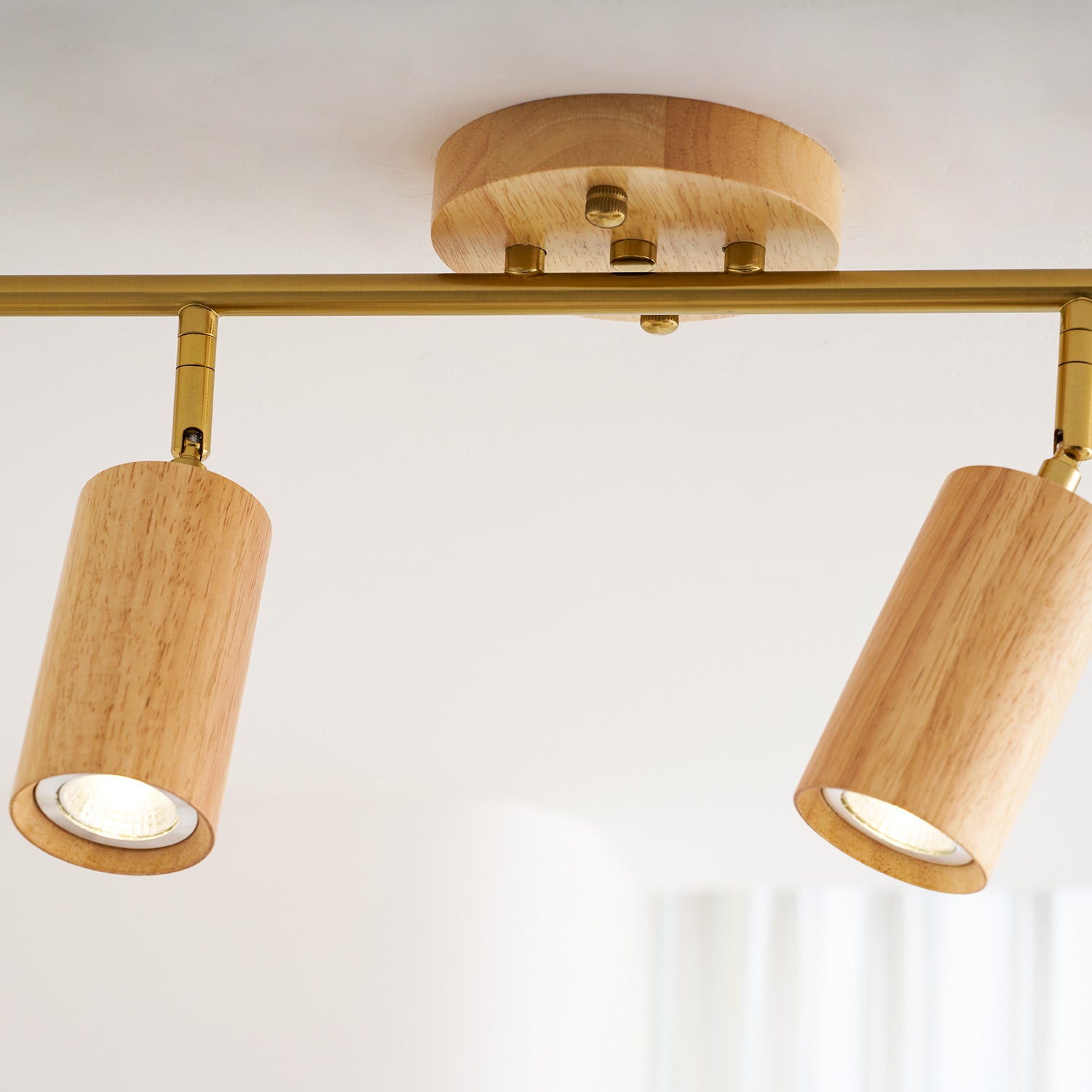 Mardenon Linear Ceiling Light