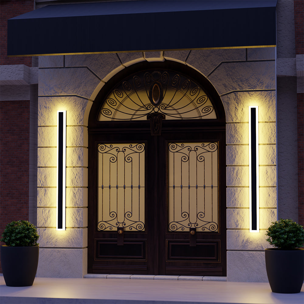 Quinlen Outdoor Wall Light