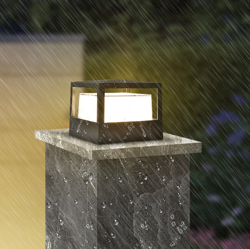 Lexlium Outdoor Wall Light