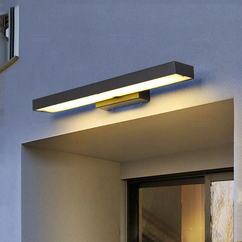 Jorinia Outdoor Wall Light