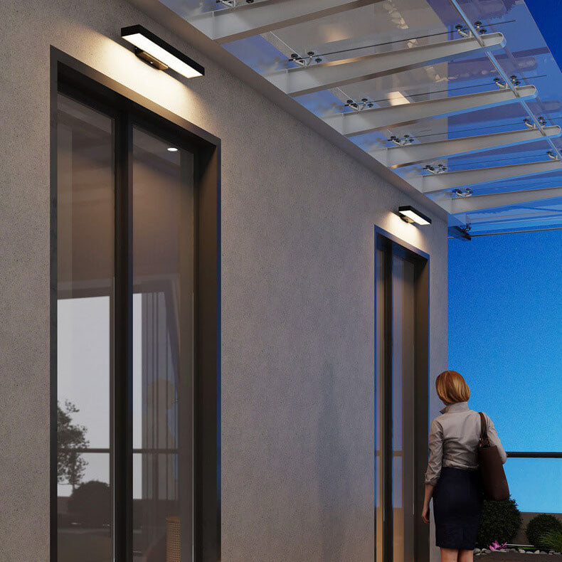 Jorinia Outdoor Wall Light