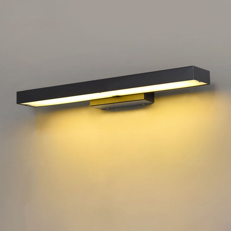 Jorinia Outdoor Wall Light