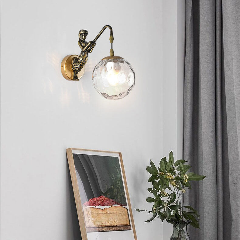 Roveno Globe Wall Light