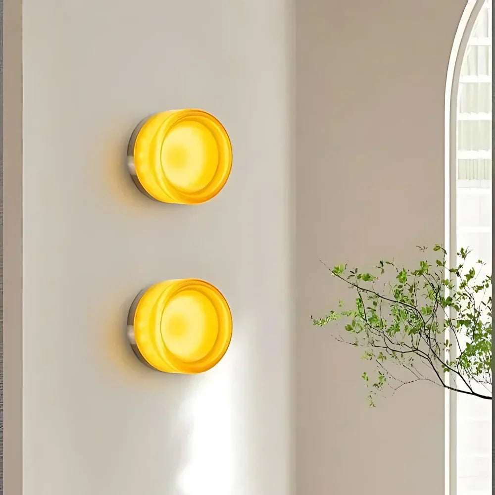 Quinmar Textured Wall Light