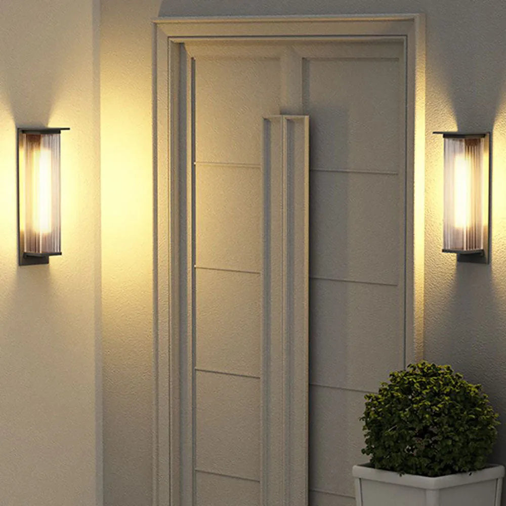 Nolmilen Outdoor Wall Light