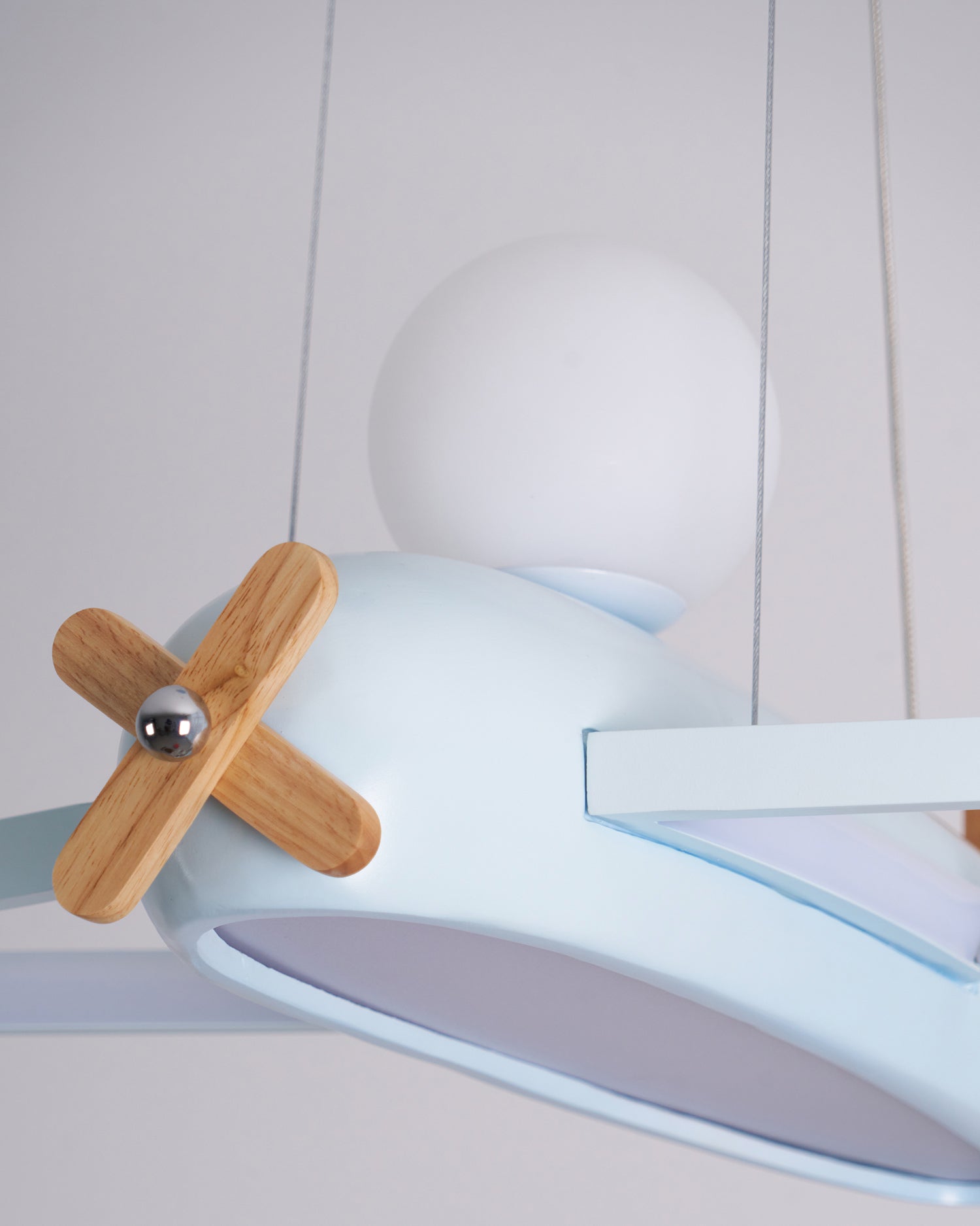 Emlo Airplane Pendant Light