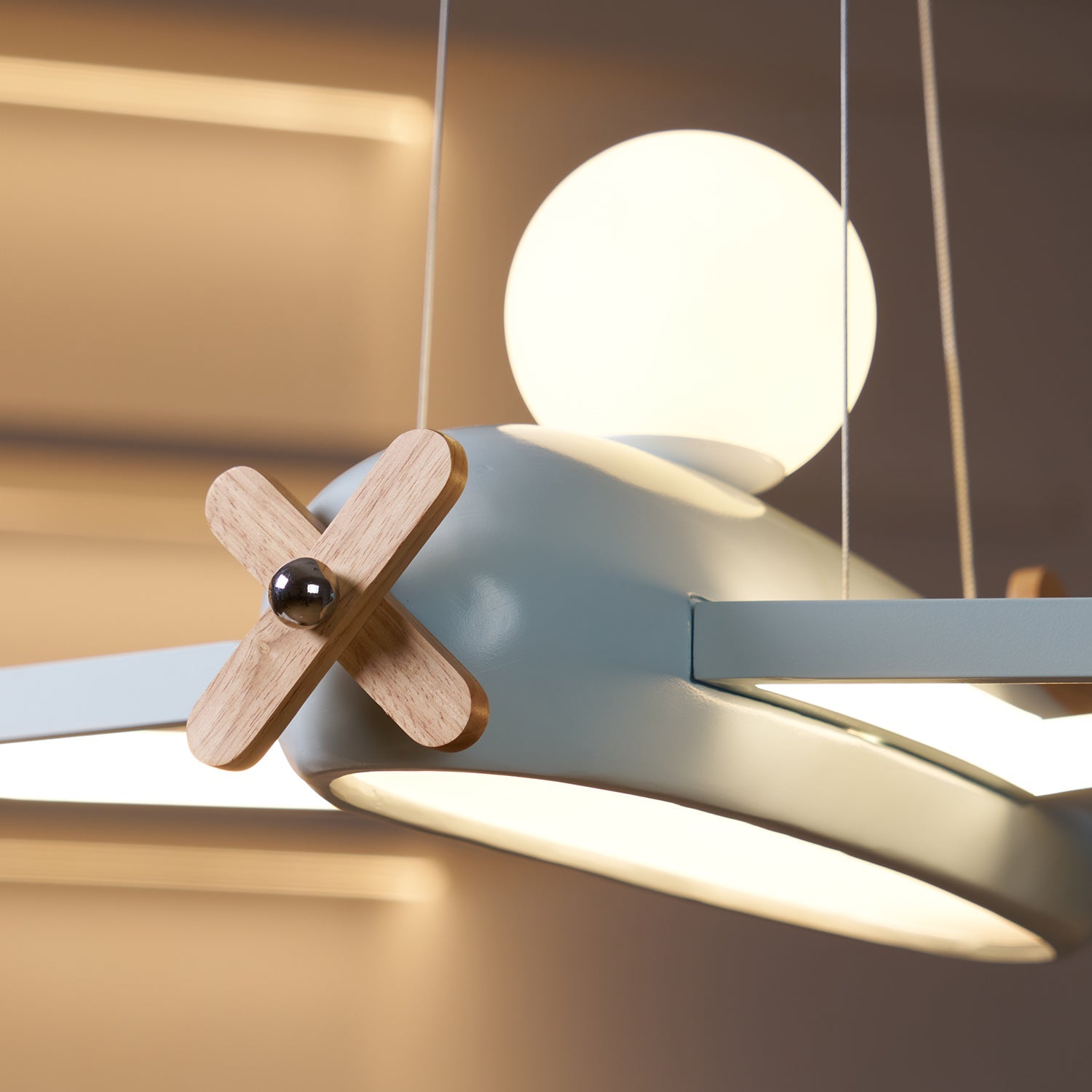 Emlo Airplane Pendant Light