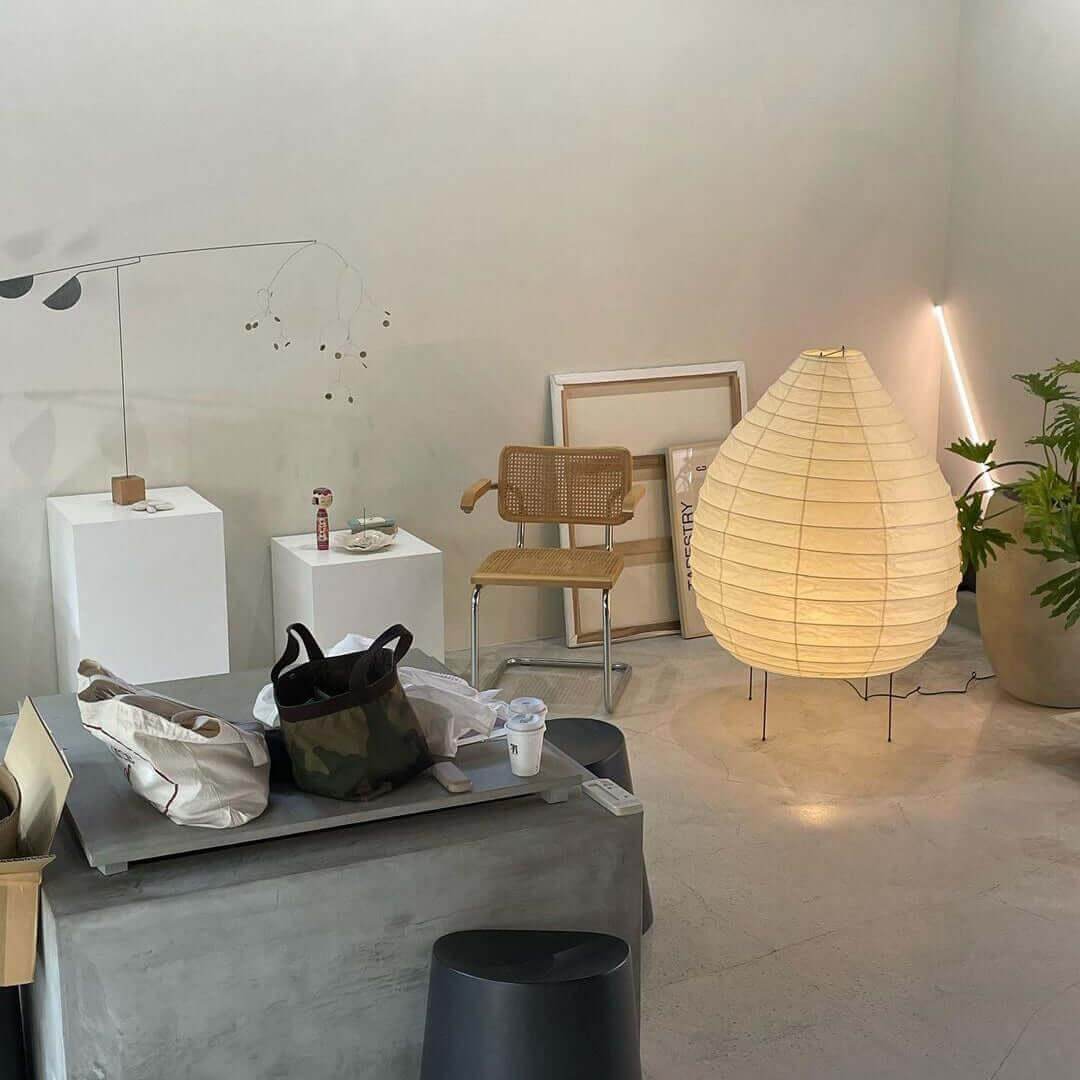 Evere Table Lamp