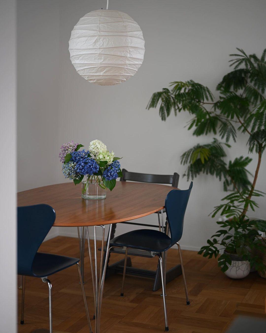Fennonia Washi Paper Pendant Light