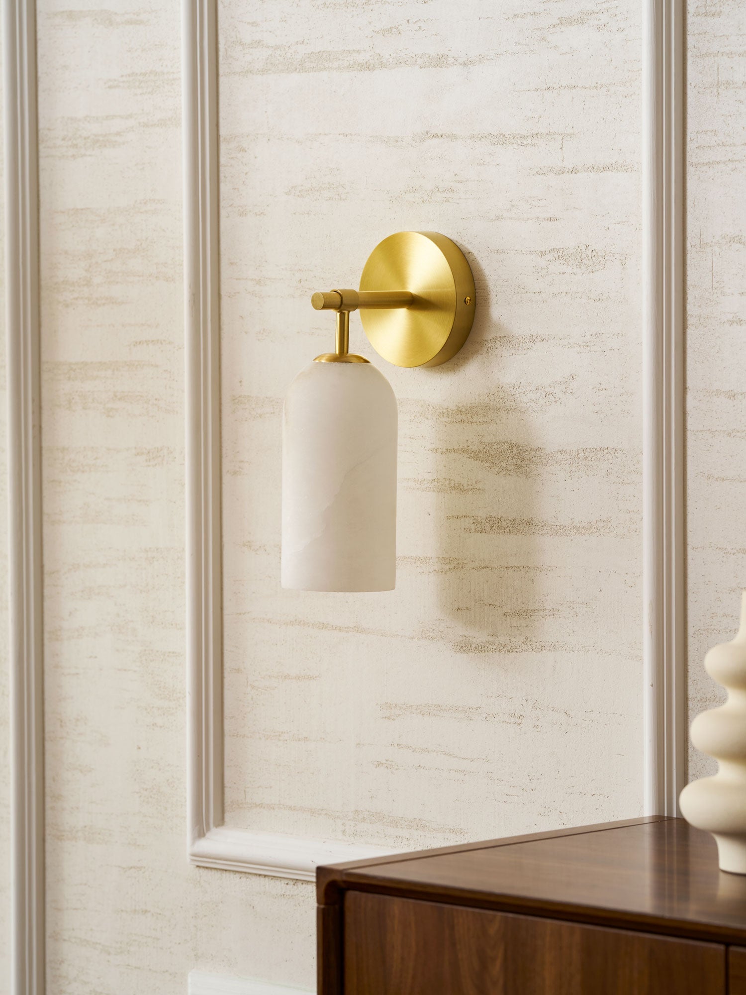 Velaton Wall Light