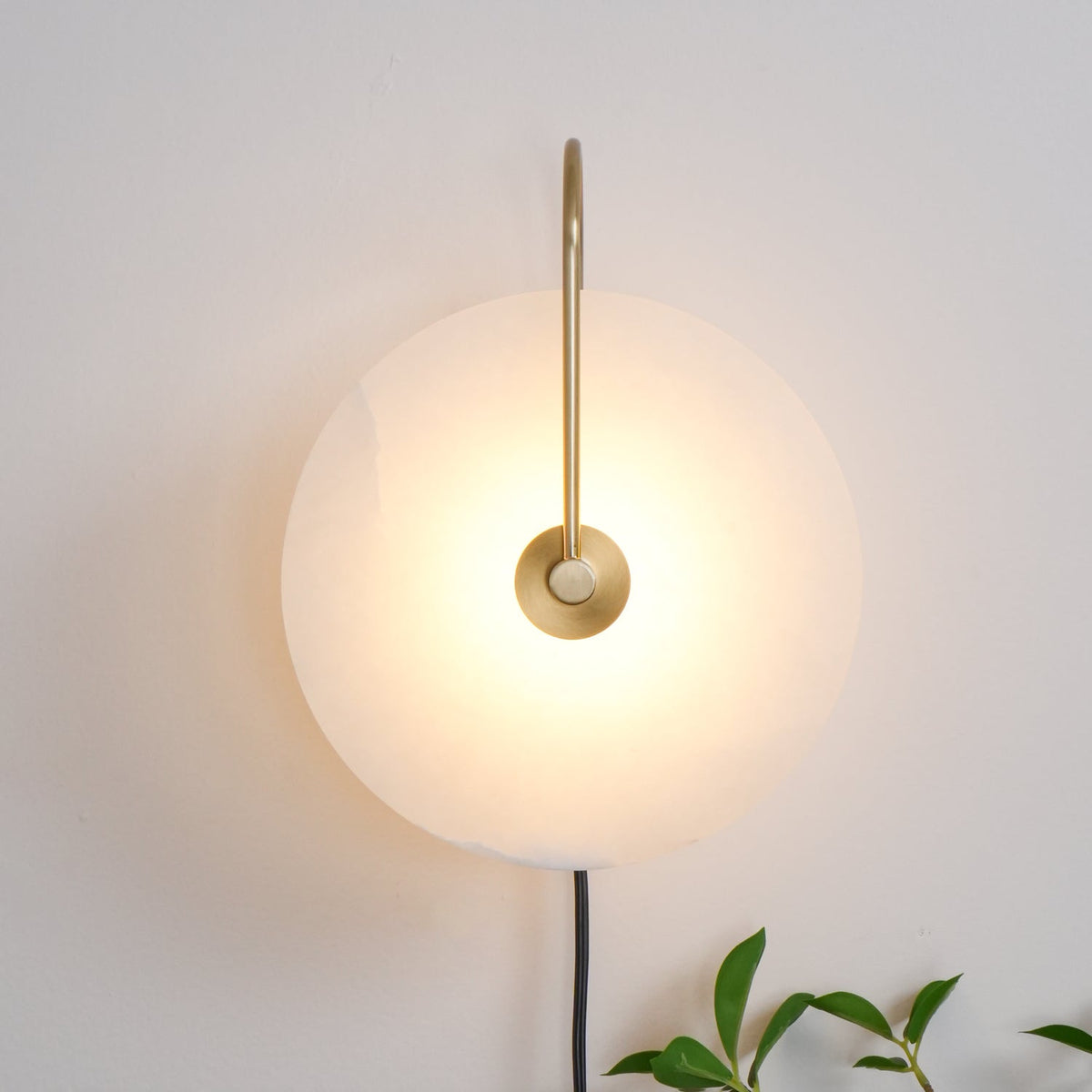 Alabaster LED Plug-In Wall Lamp – detail 11