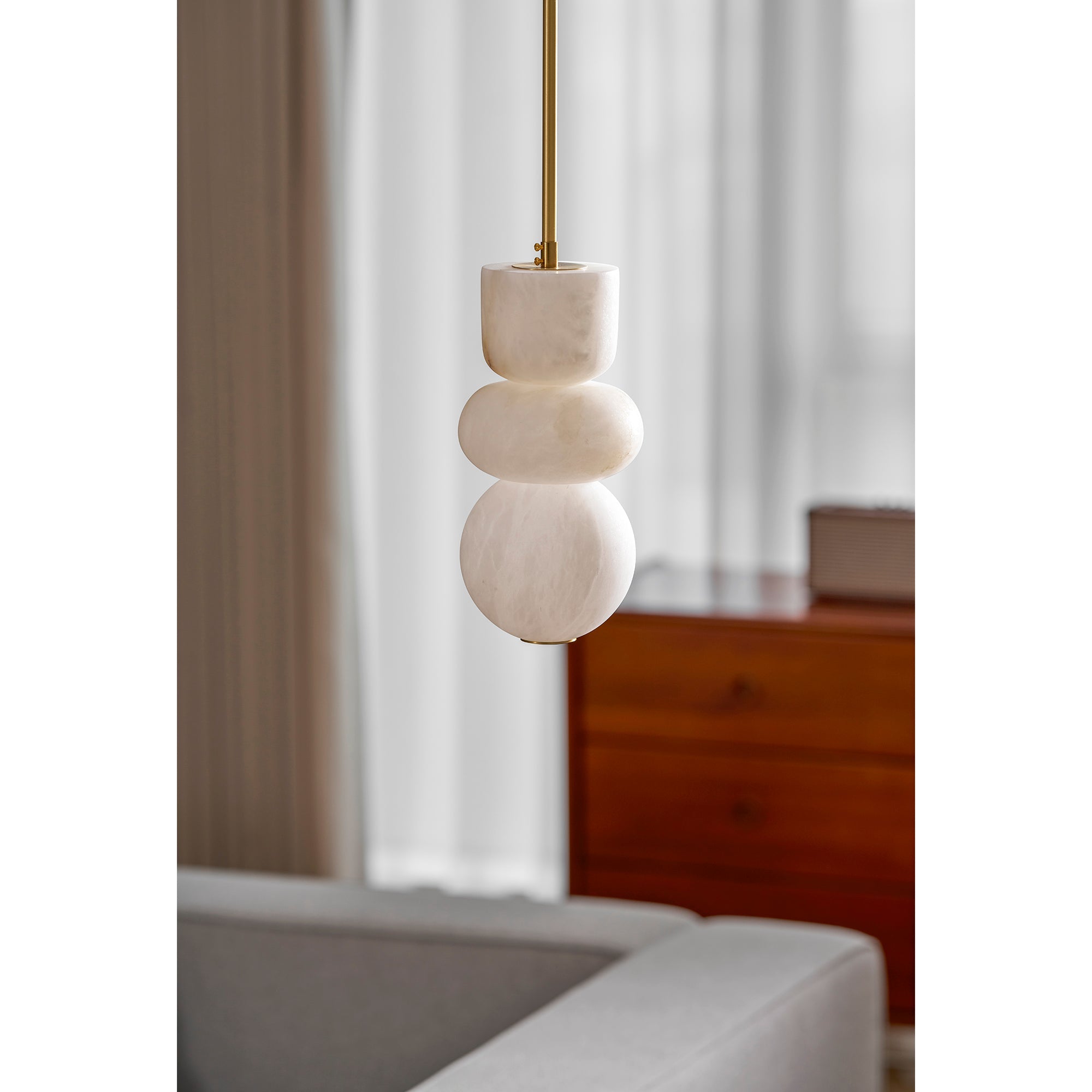 Reefis Alabaster Pendant Light