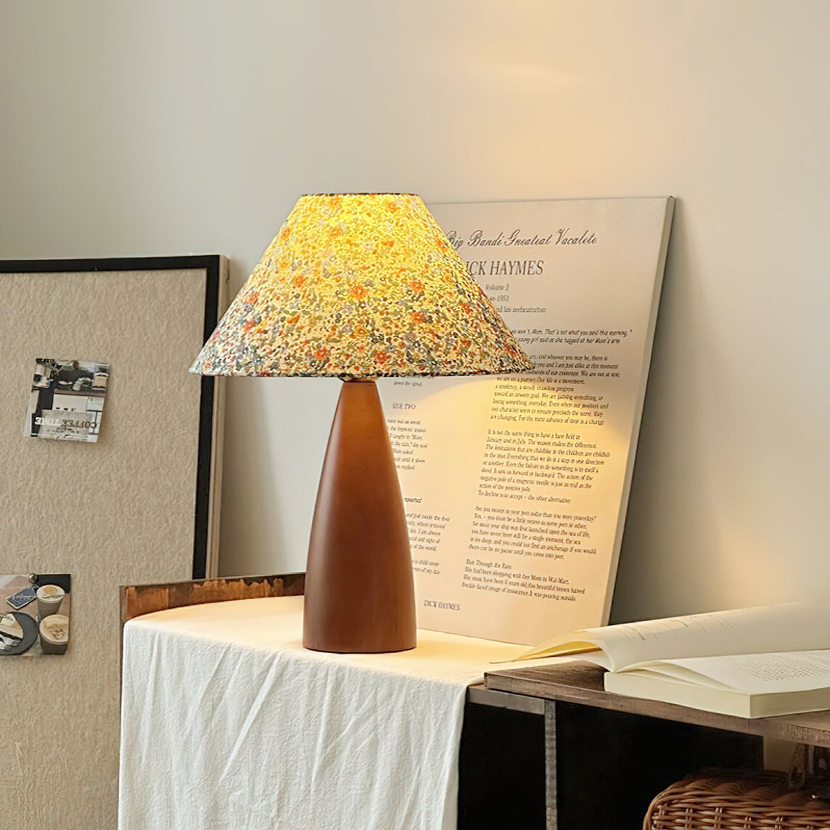 Amelia Blossom Table Lamp – detail 10