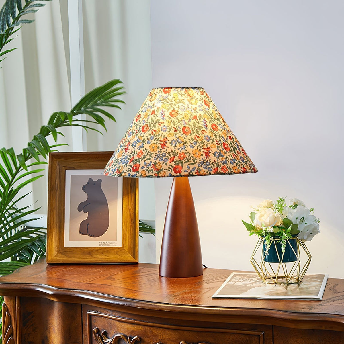 Amelia Blossom Table Lamp – detail 2
