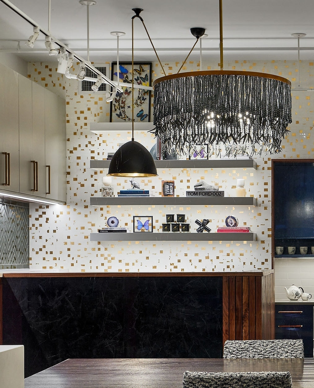 Delar Chandelier