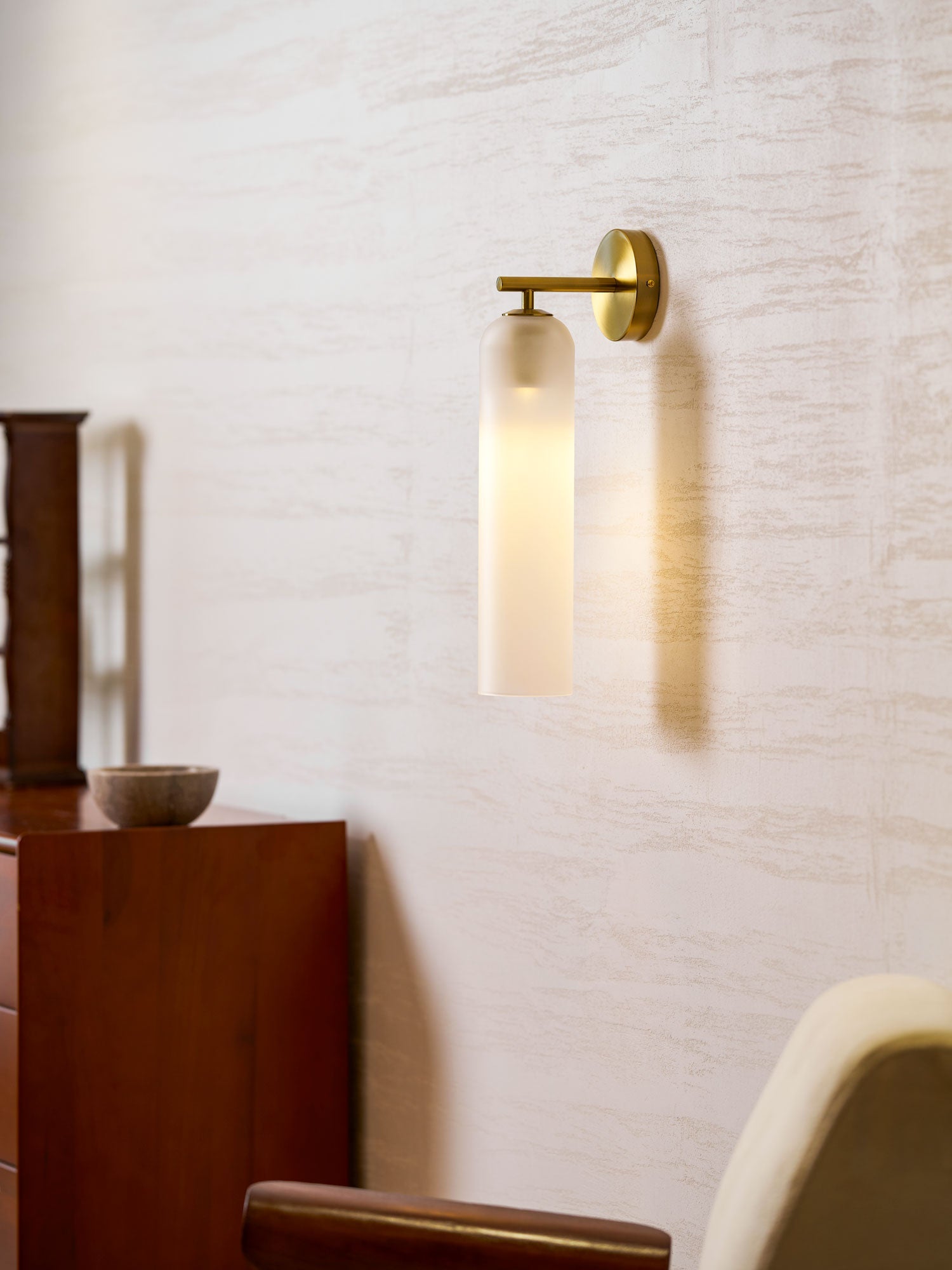 Larkar Tube Wall Light