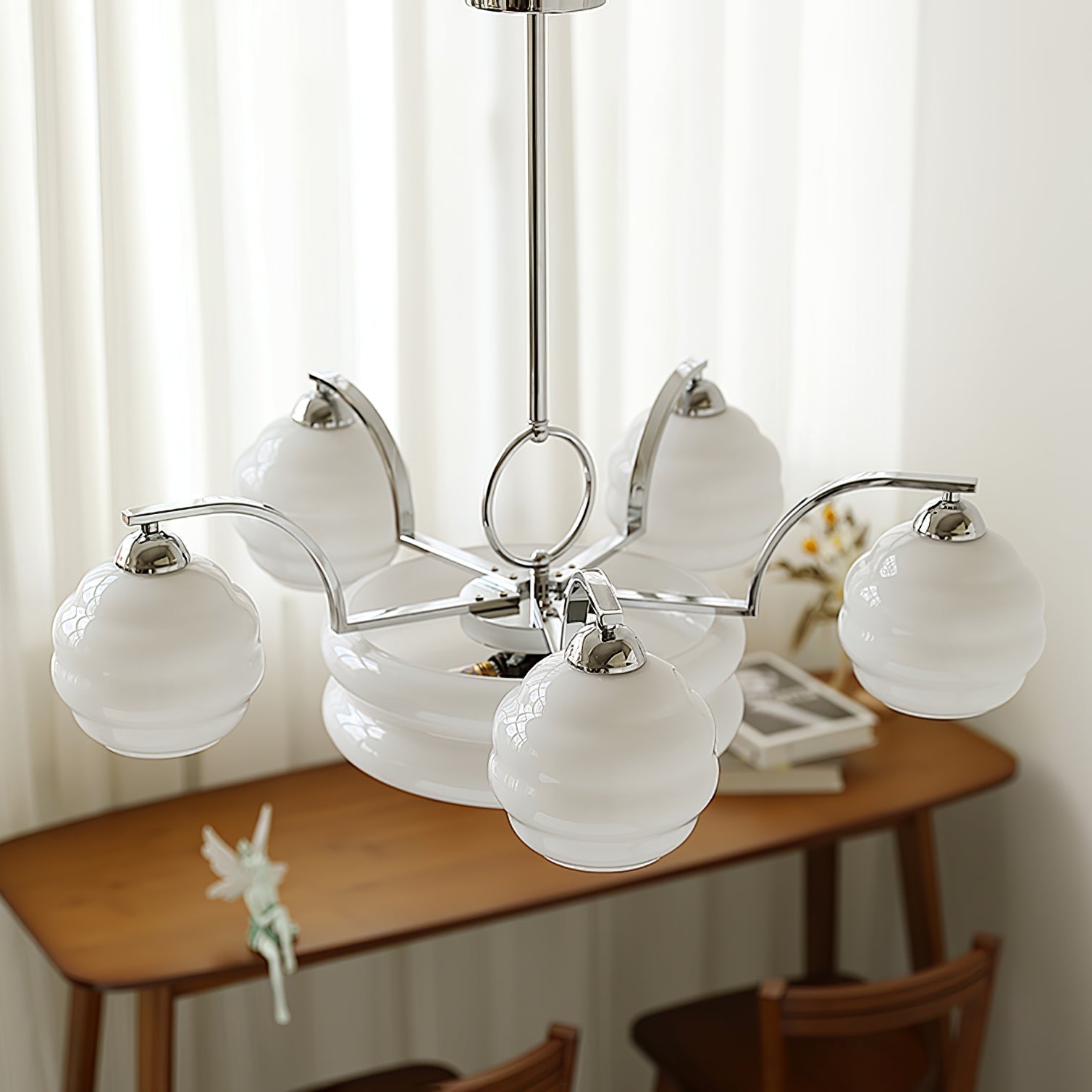 Virolania Vintage Chandelier
