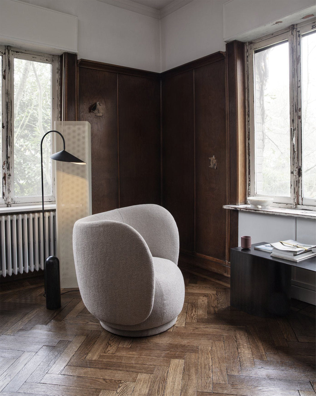 Sageeka Minimalist Floor Lamp