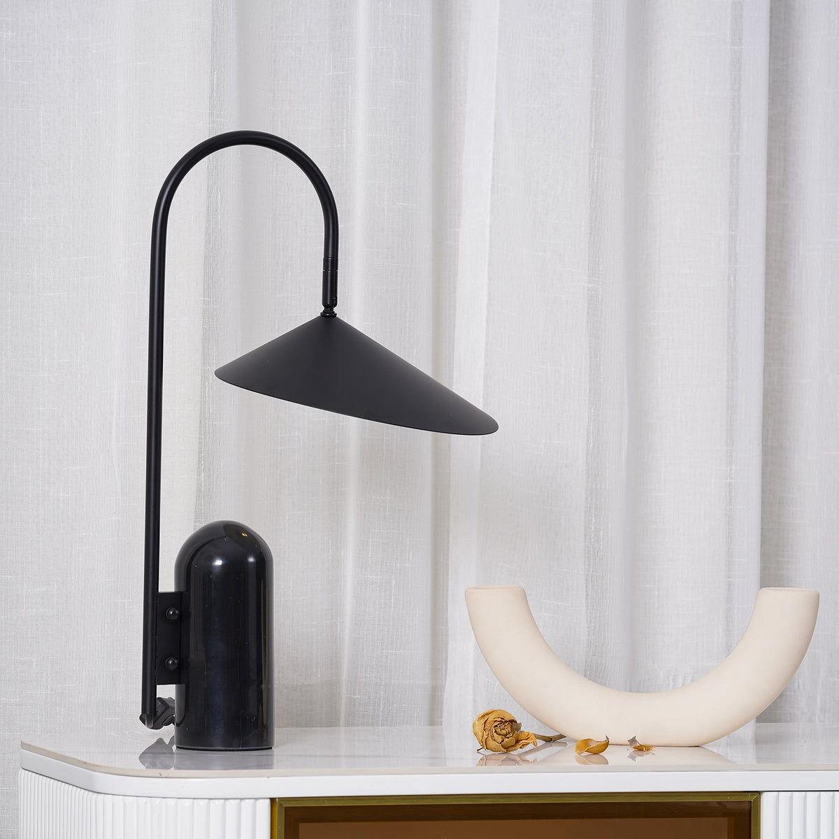 Axivale Minimalist Table Lamp