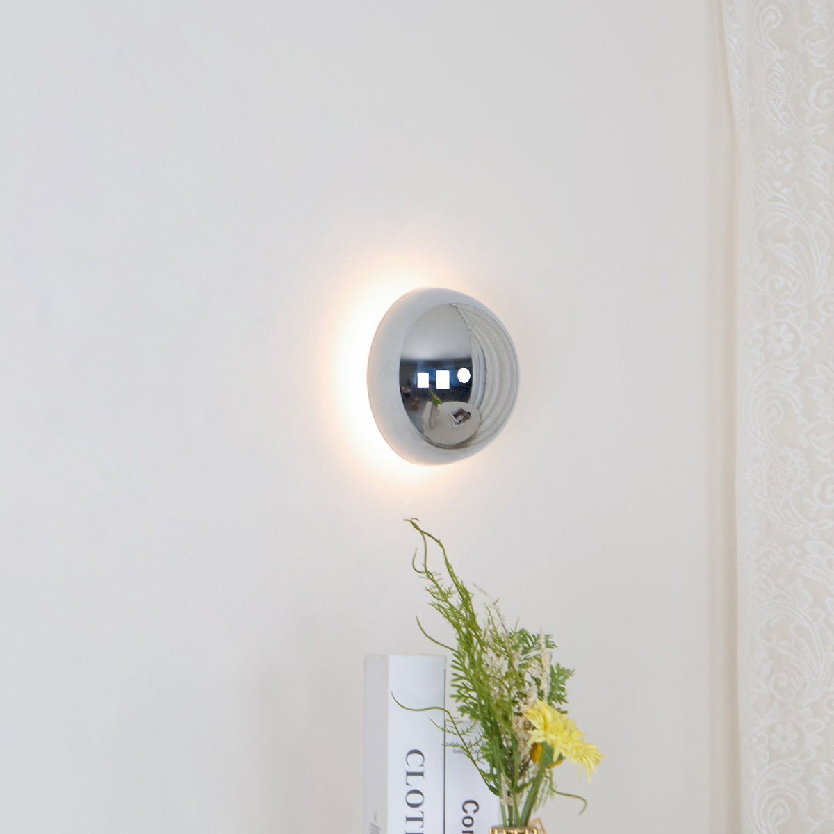 Avlen Globe Wall Light