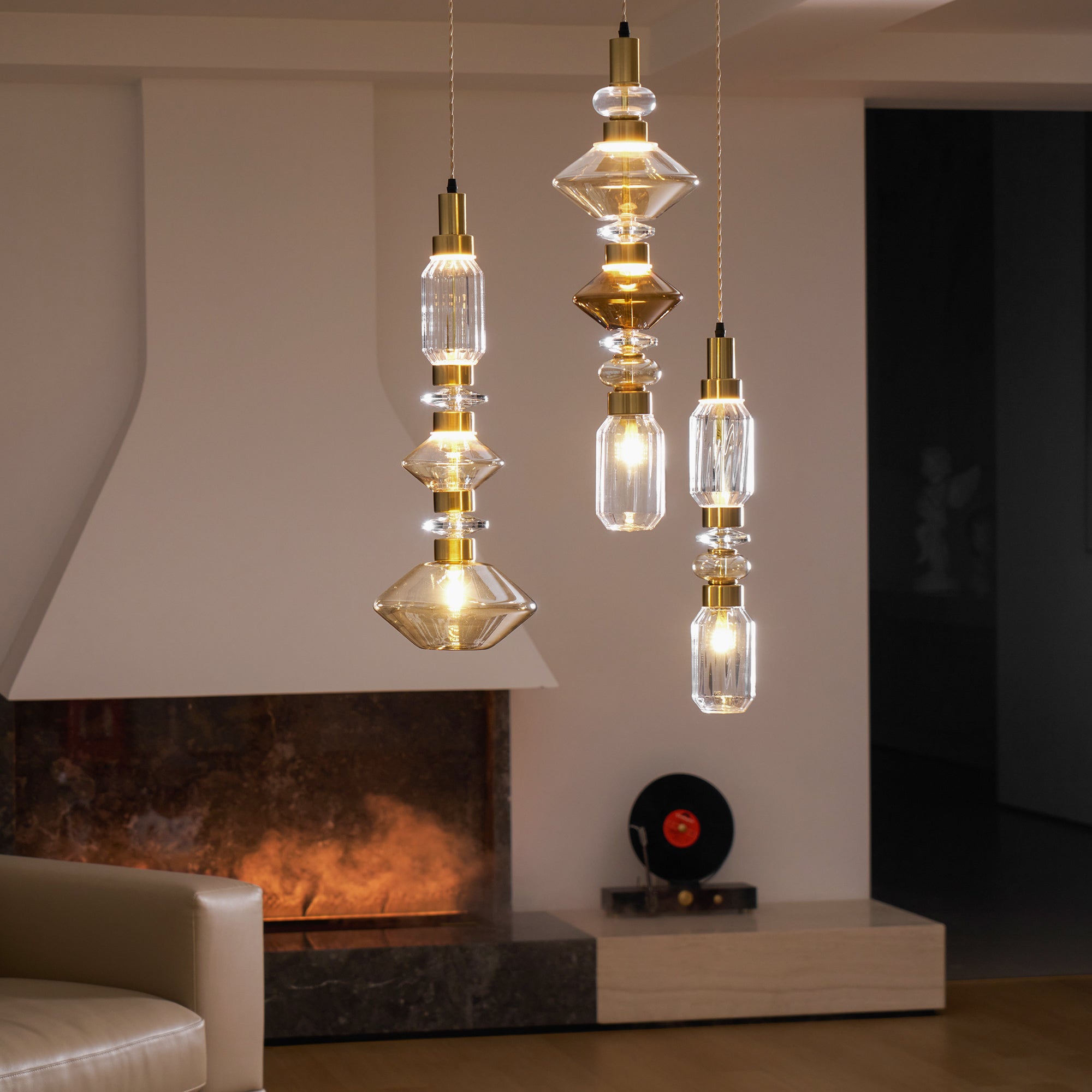 Liomium Pendant Light