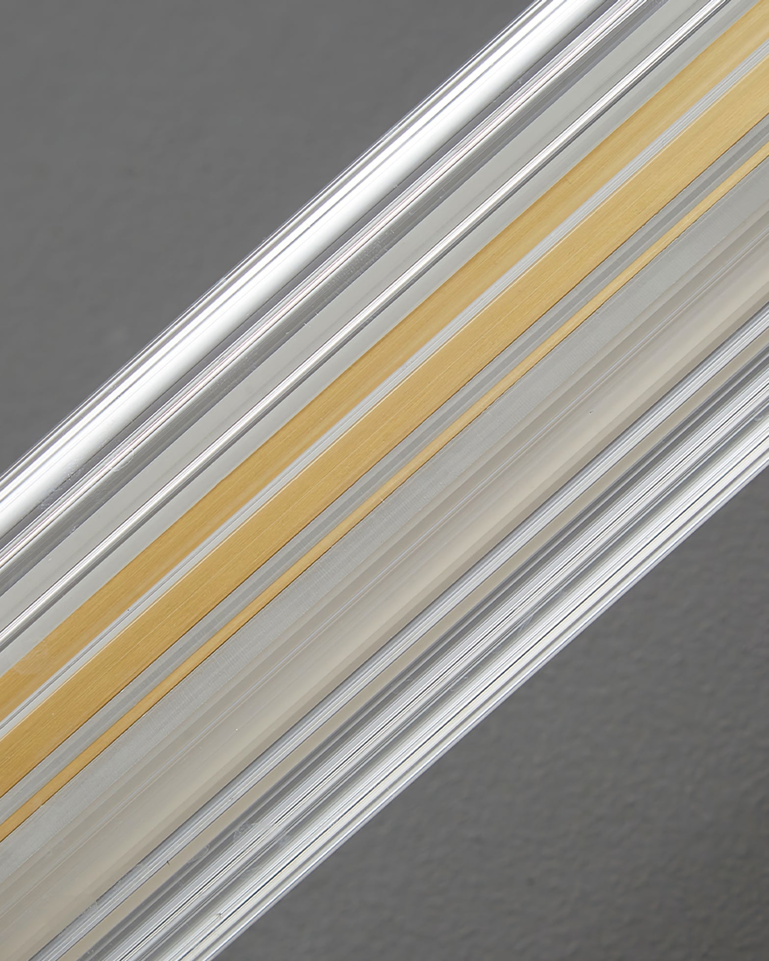 Zellen Ribbed Wall Light