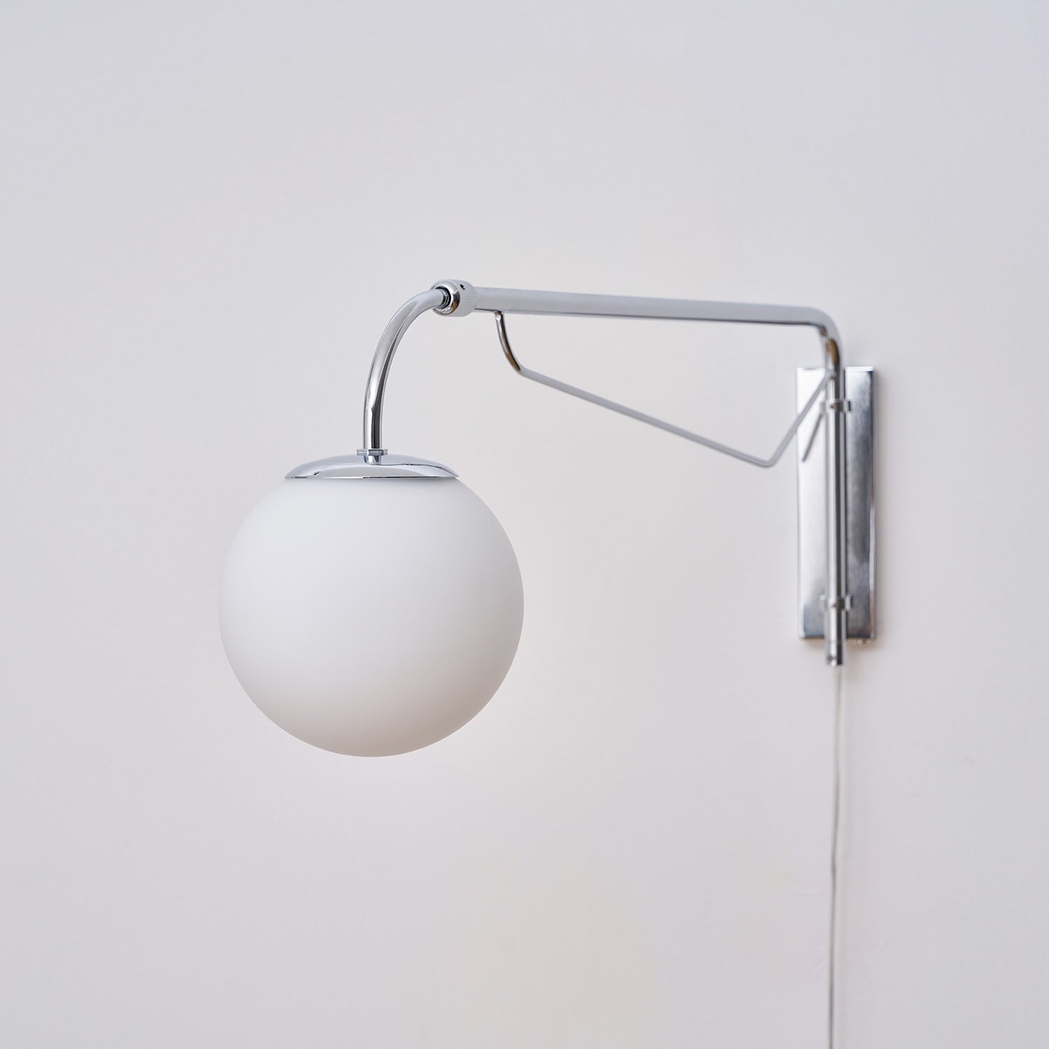 Coveli Adjustable Wall Light