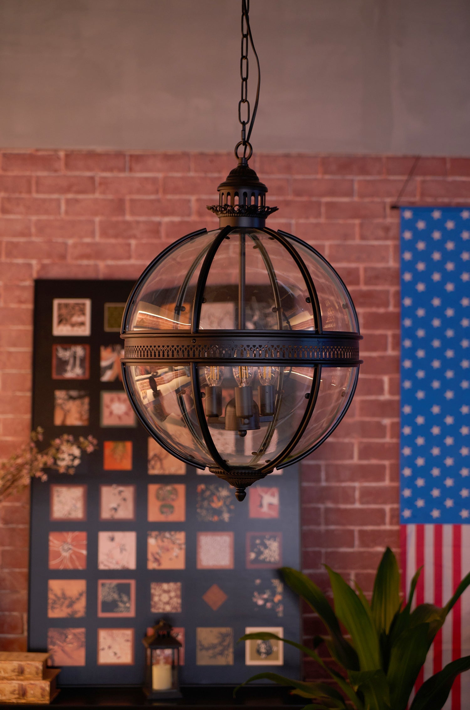 Lumonyn Pendant Light