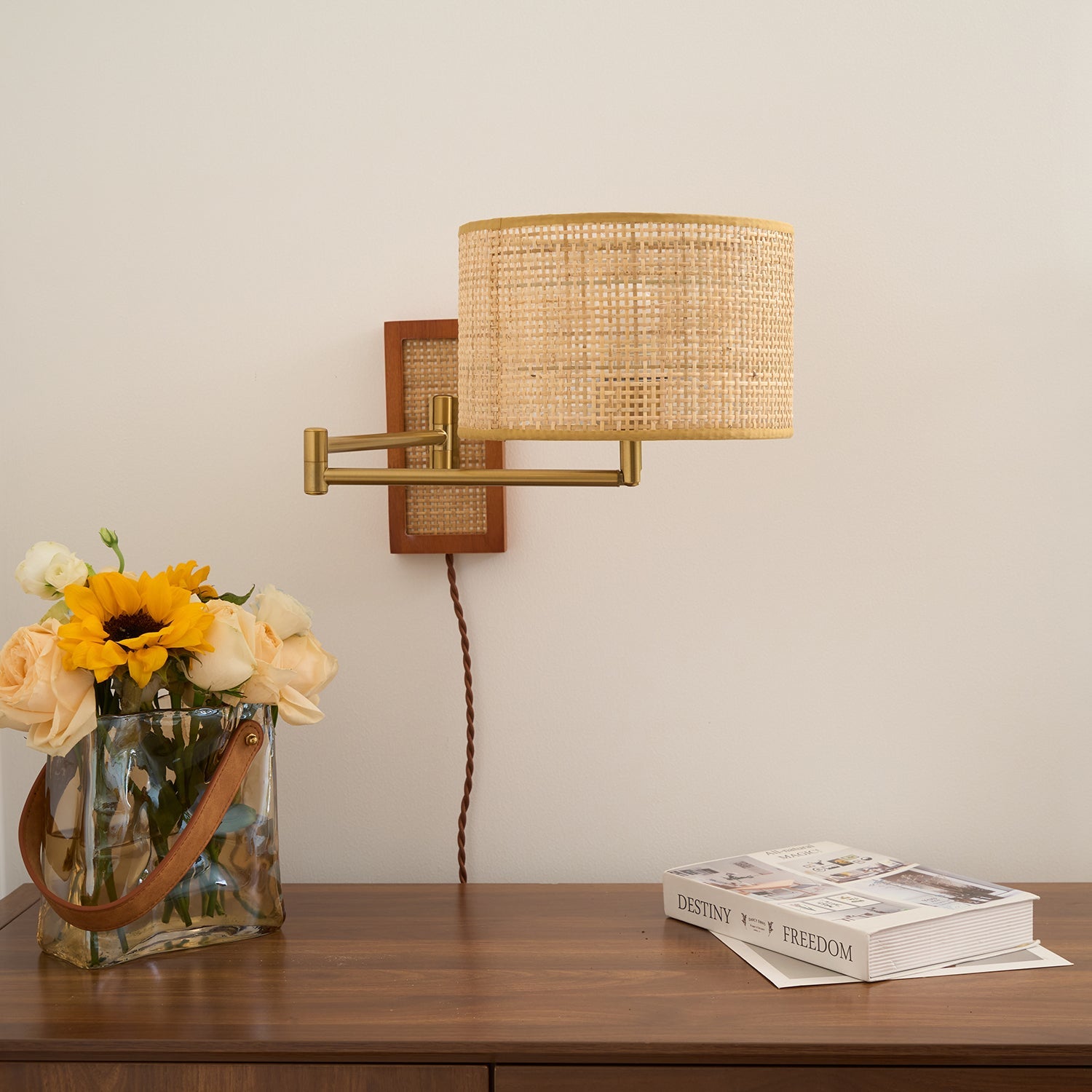 Lexliford Wall Light