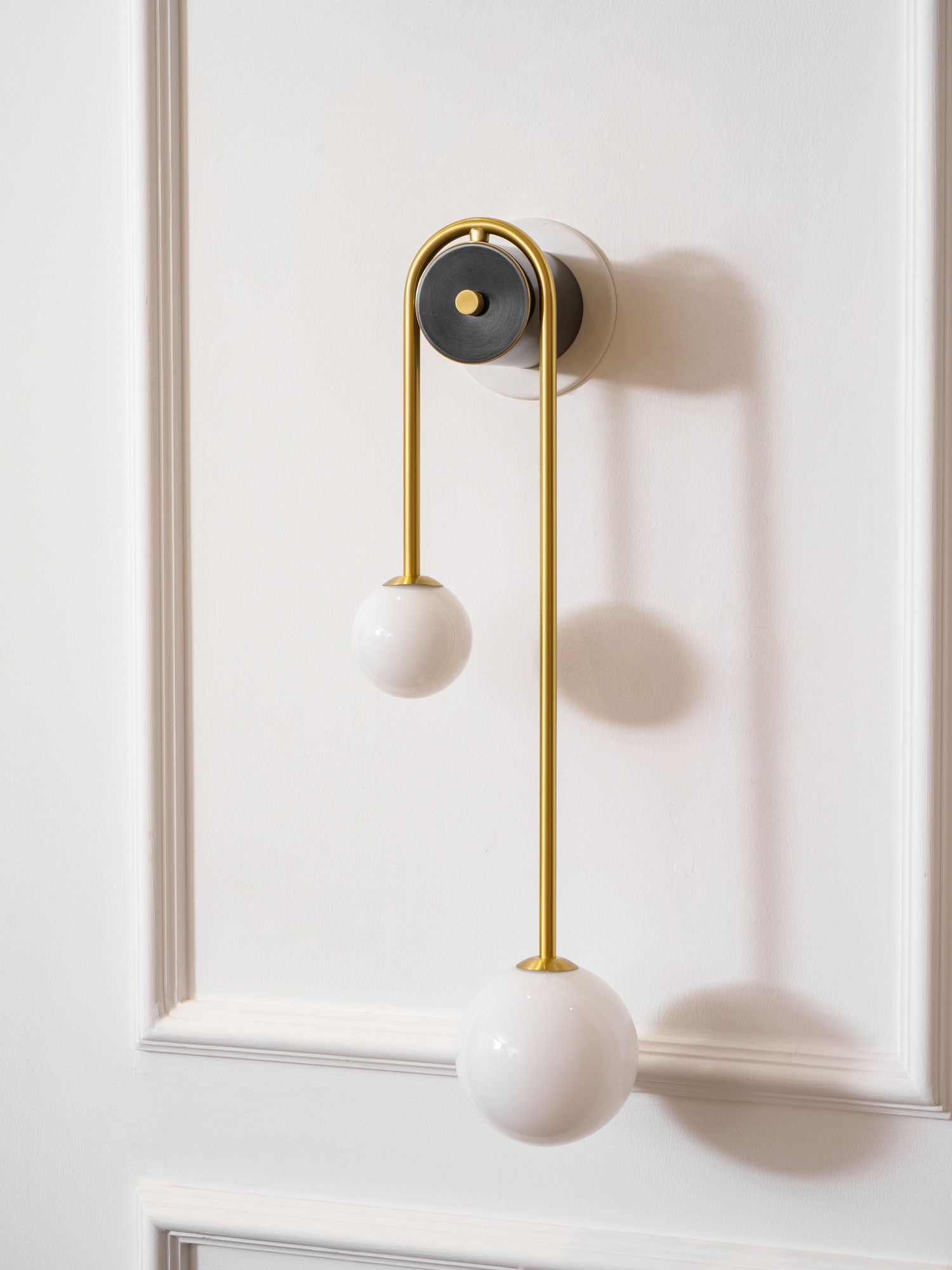 Kofaro Arc Wall Light
