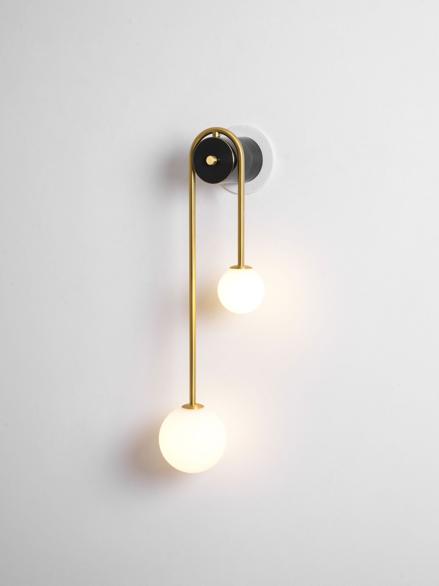 Kofaro Arc Wall Light