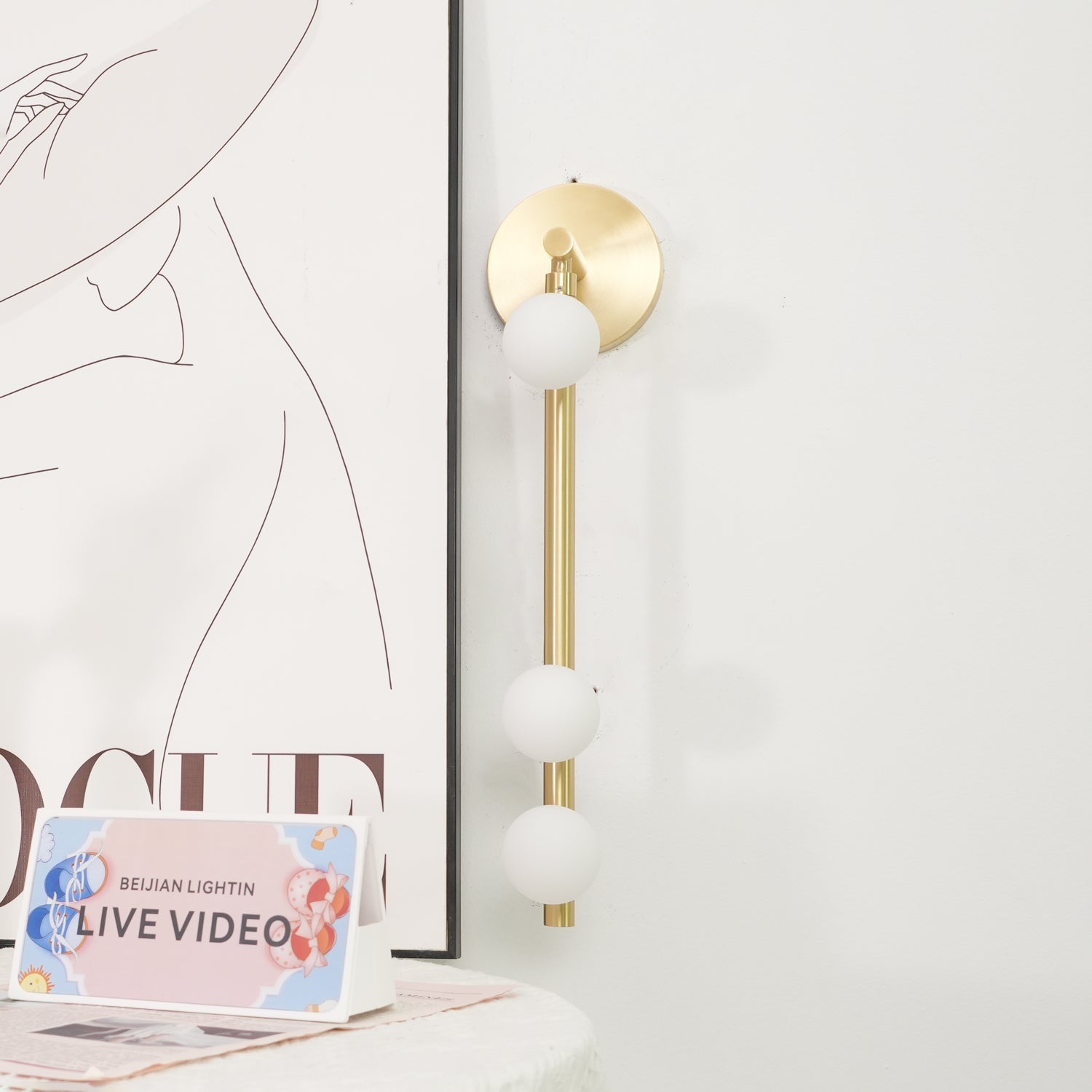 Koiafe Tube Wall Light