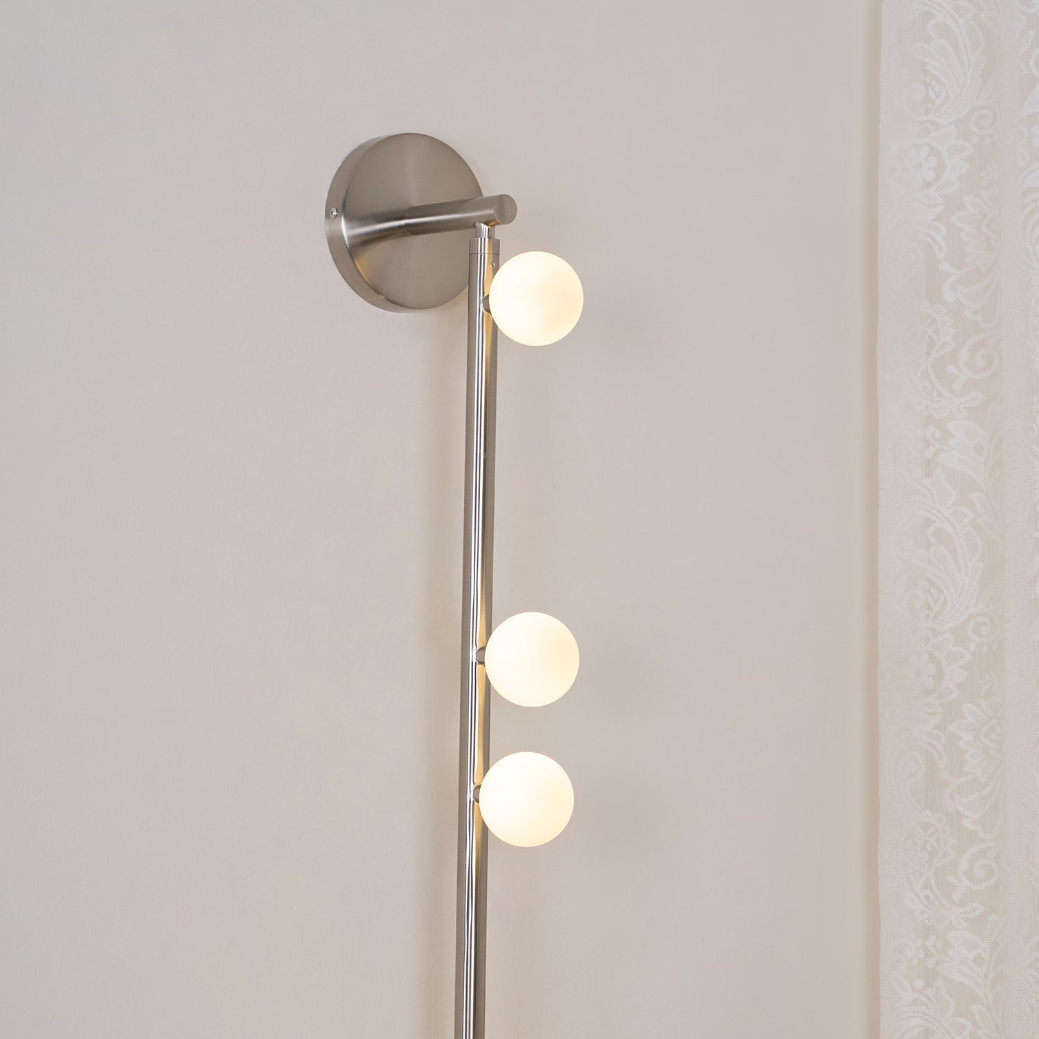 Koiafe Tube Wall Light